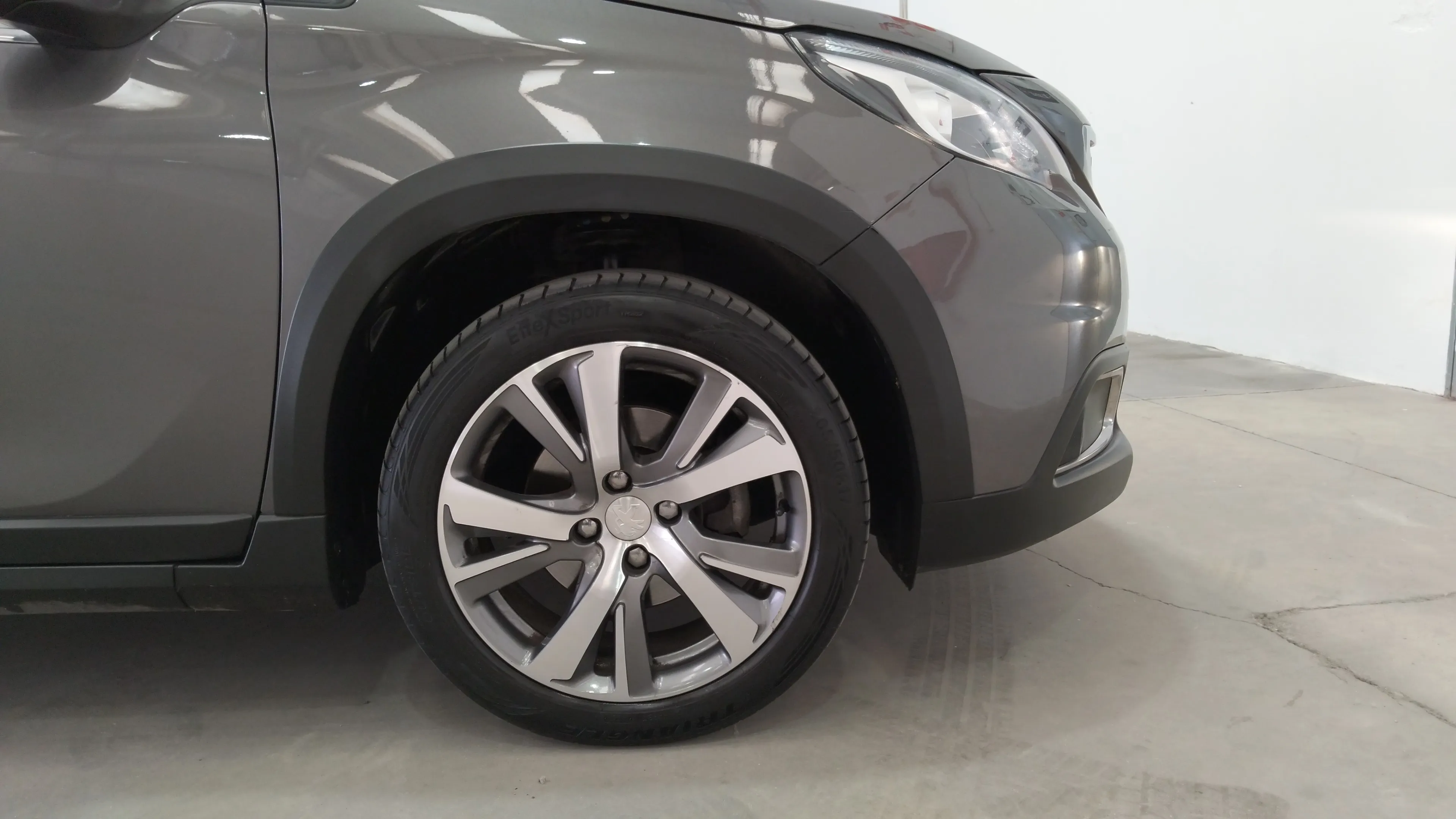 Peugeot 2008 Allure 1.2 PureTech - foto 22