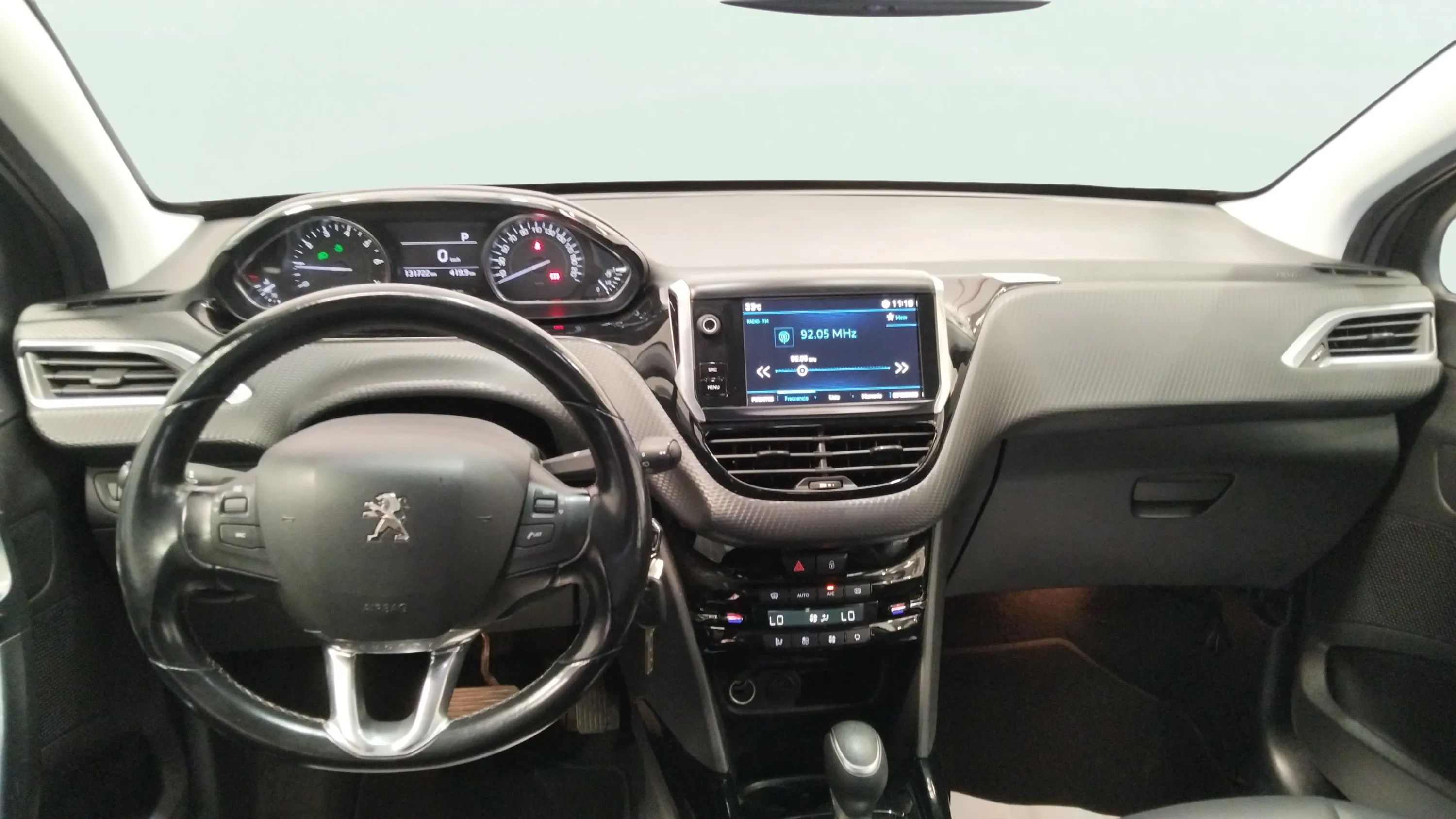 Peugeot 2008 Allure 1.2 PureTech - foto 10