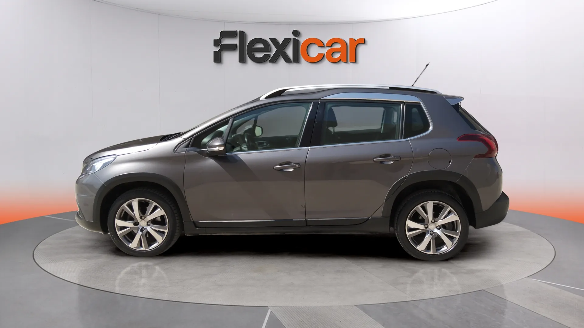 Peugeot 2008 Allure 1.2 PureTech - foto 4