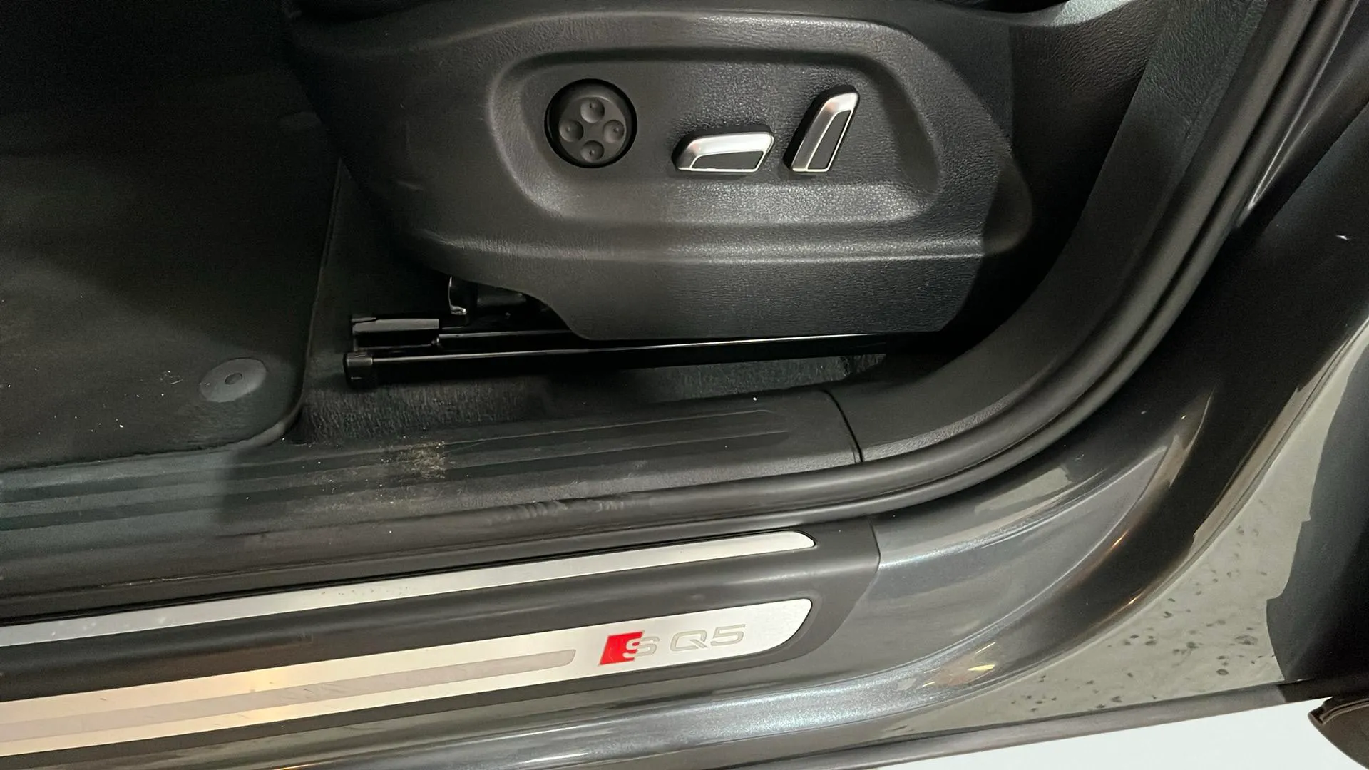 Audi SQ5 3.0 TDI quattro tiptronic - foto 13
