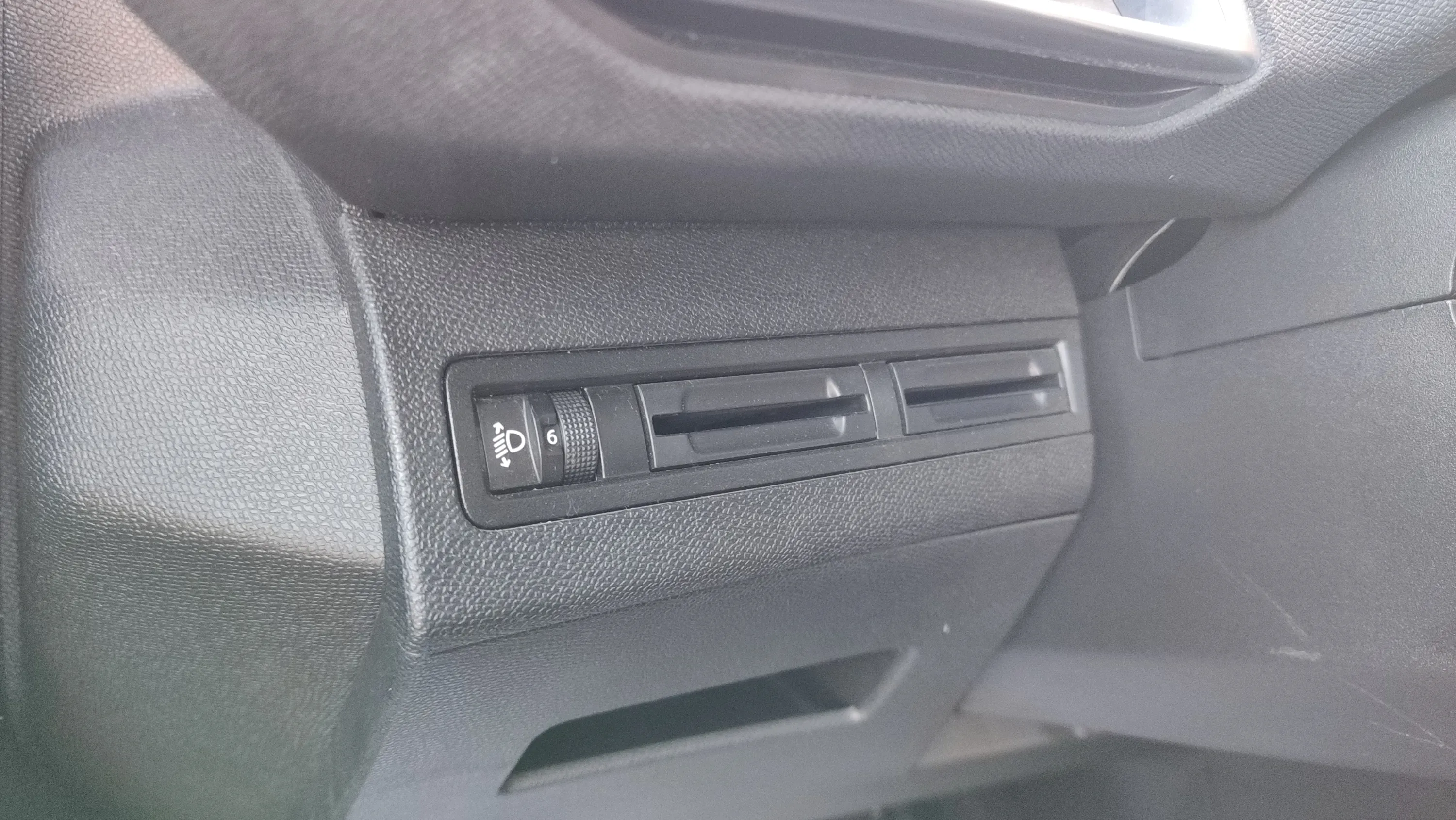 Peugeot 3008 1.2 PureTech Active - foto 18