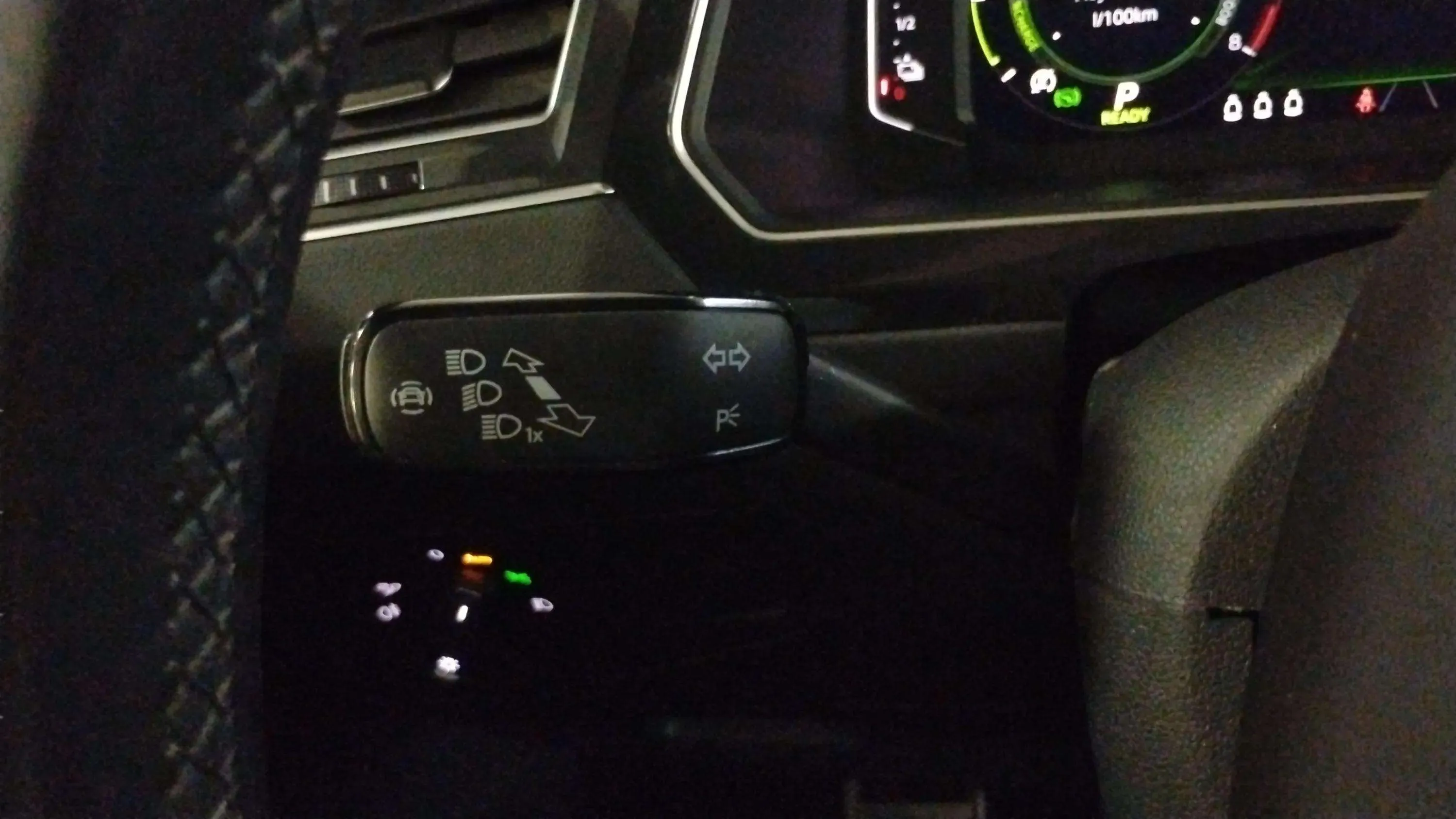 Volkswagen Tiguan R-Line 1.4 TSI eHybrid DSG - foto 23