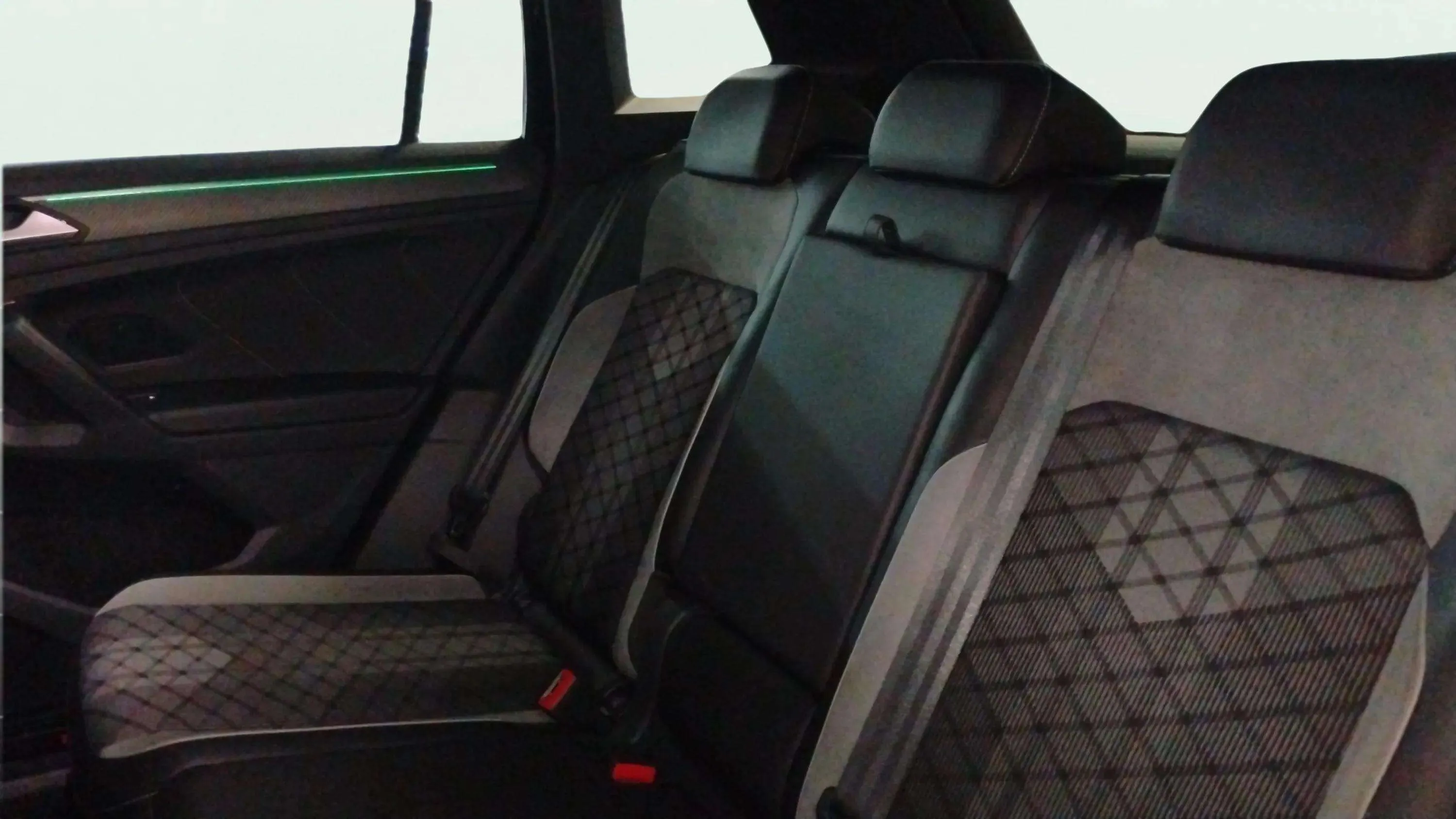 Volkswagen Tiguan R-Line 1.4 TSI eHybrid DSG - foto 13