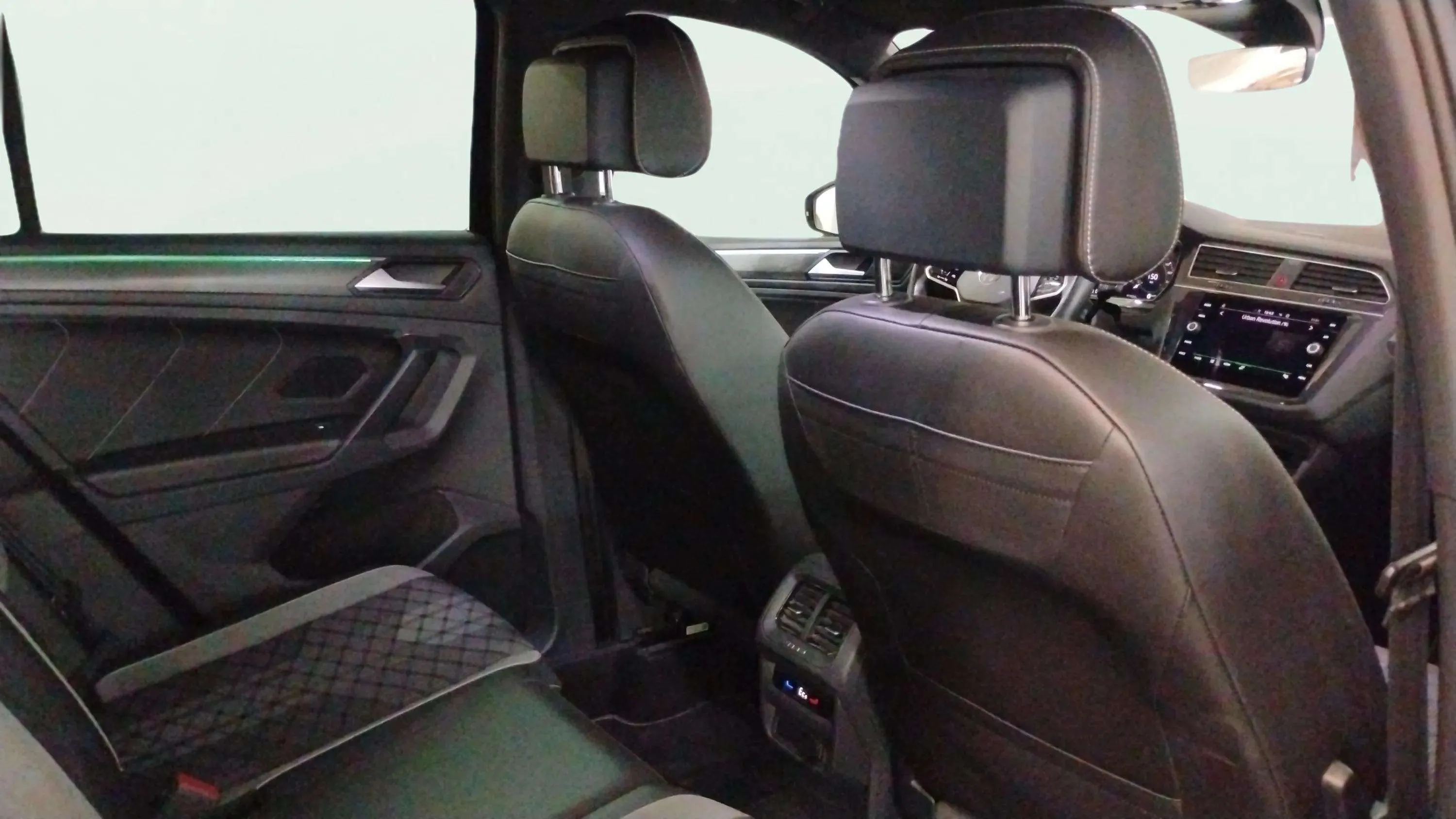 Volkswagen Tiguan R-Line 1.4 TSI eHybrid DSG - foto 14