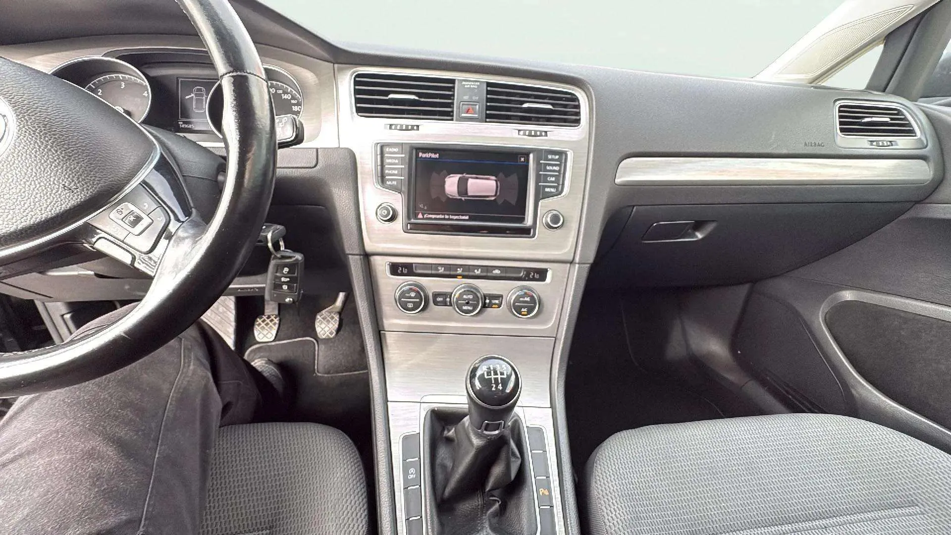Volkswagen Golf Advance 1.6 TDI - foto 10