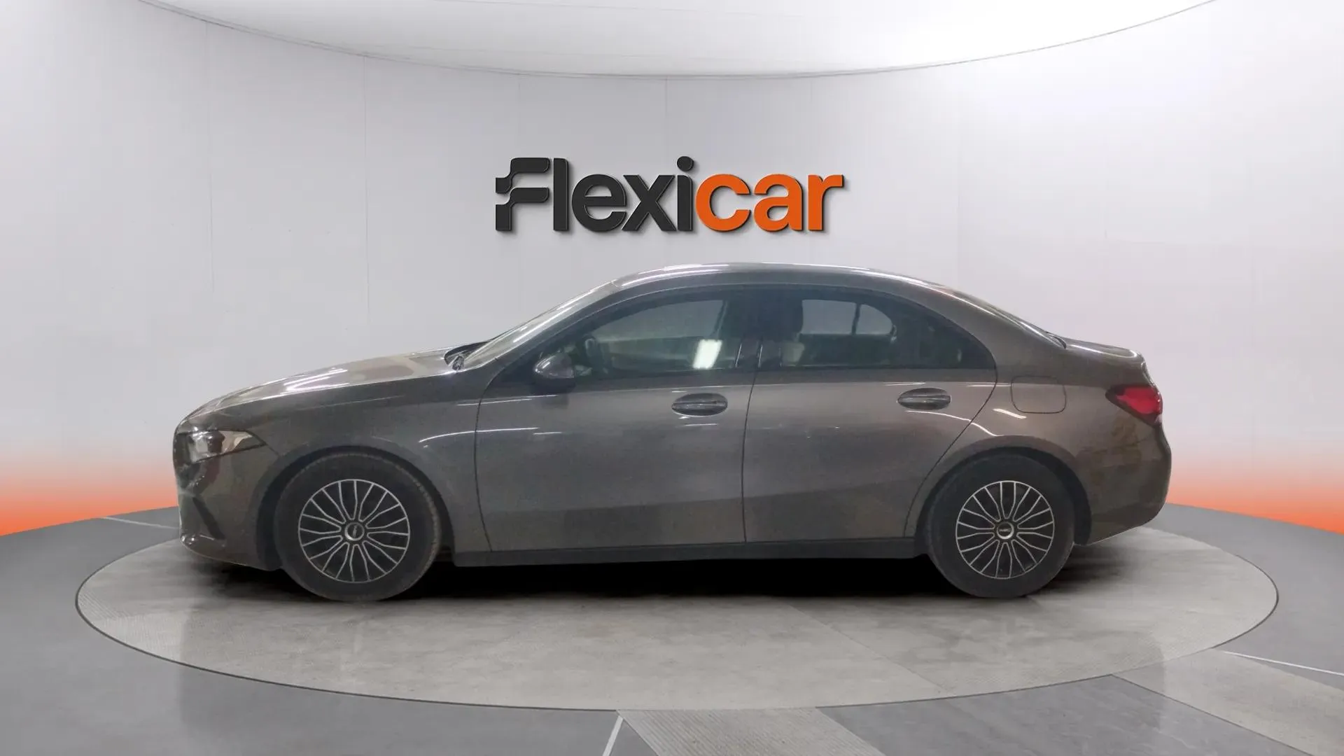 Mercedes-Benz Clase A A 180 d - foto 3
