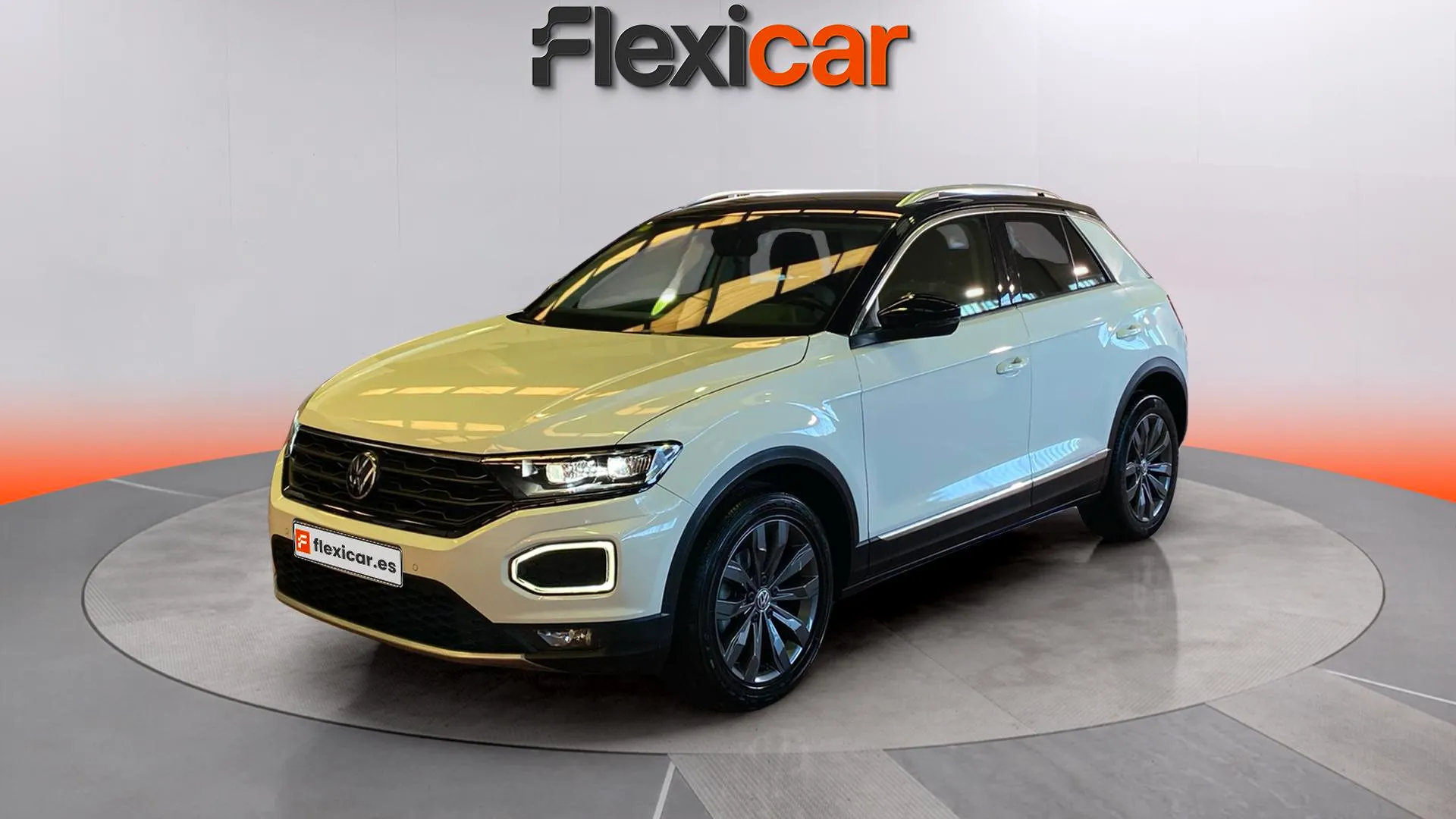 Volkswagen T-Roc Sport 1.5 TSI DSG - foto 12