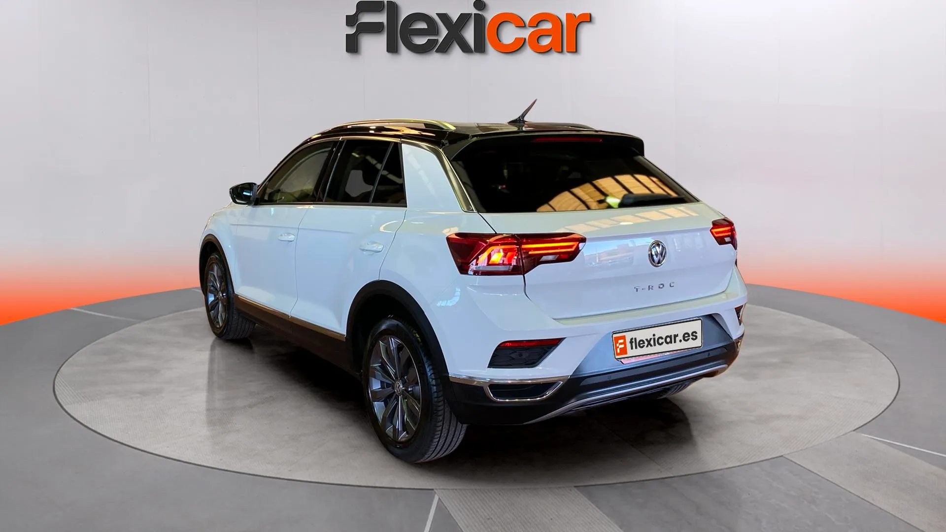 Volkswagen T-Roc Sport 1.5 TSI DSG - foto 5
