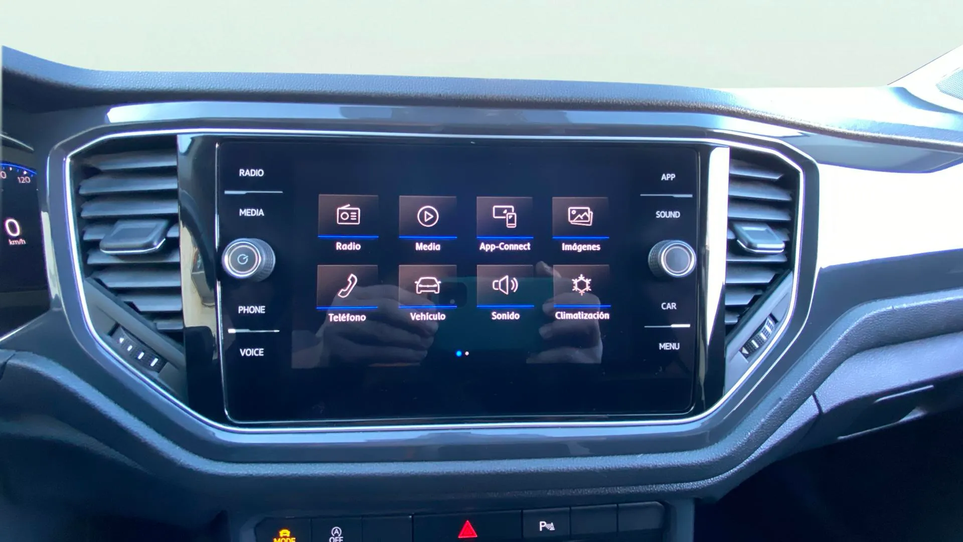 Volkswagen T-Roc Sport 1.5 TSI DSG - foto 27