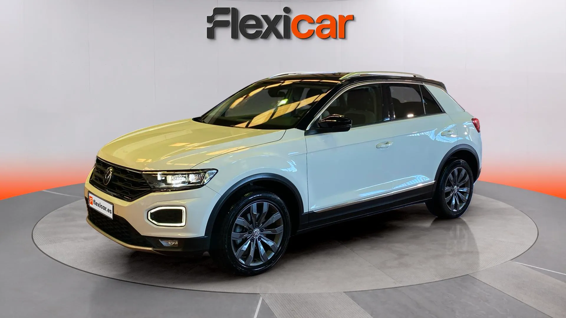 Volkswagen T-Roc Sport 1.5 TSI DSG - foto 2