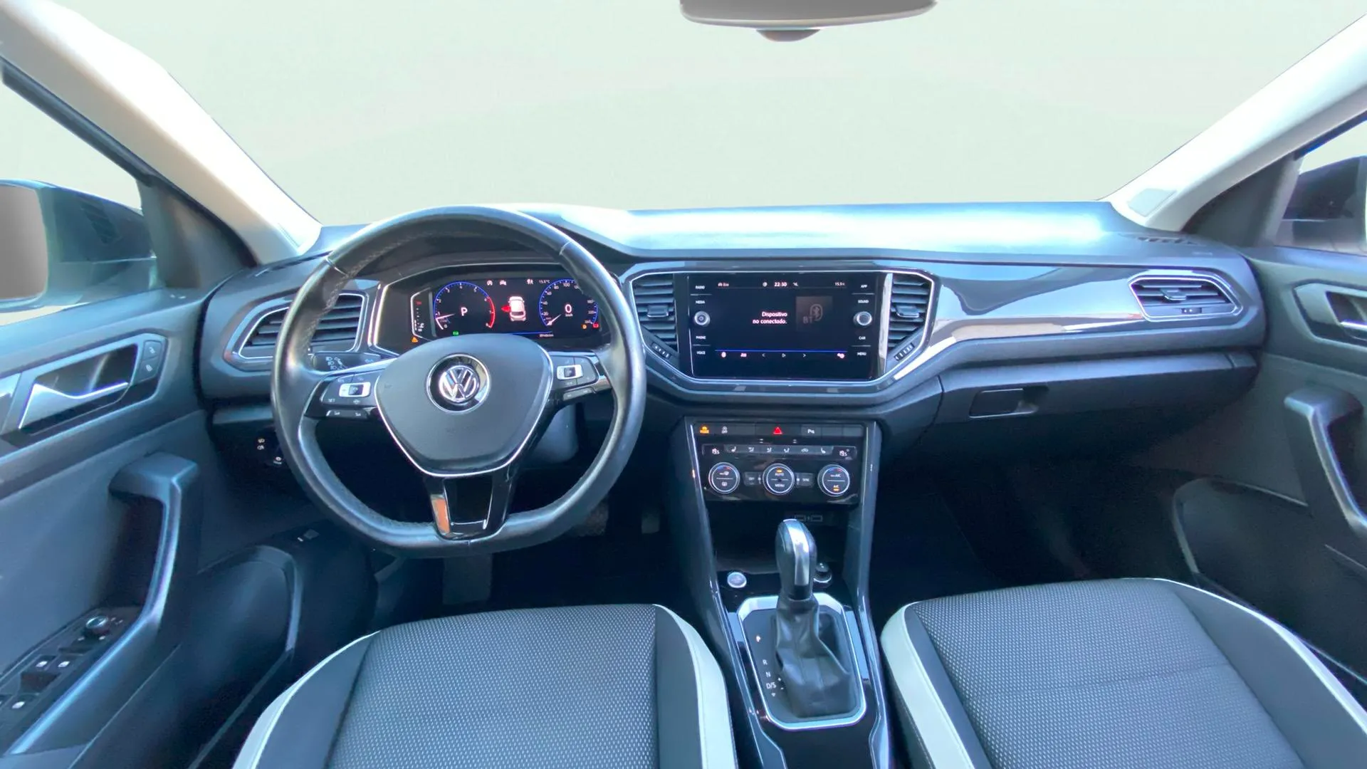 Volkswagen T-Roc Sport 1.5 TSI DSG - foto 21