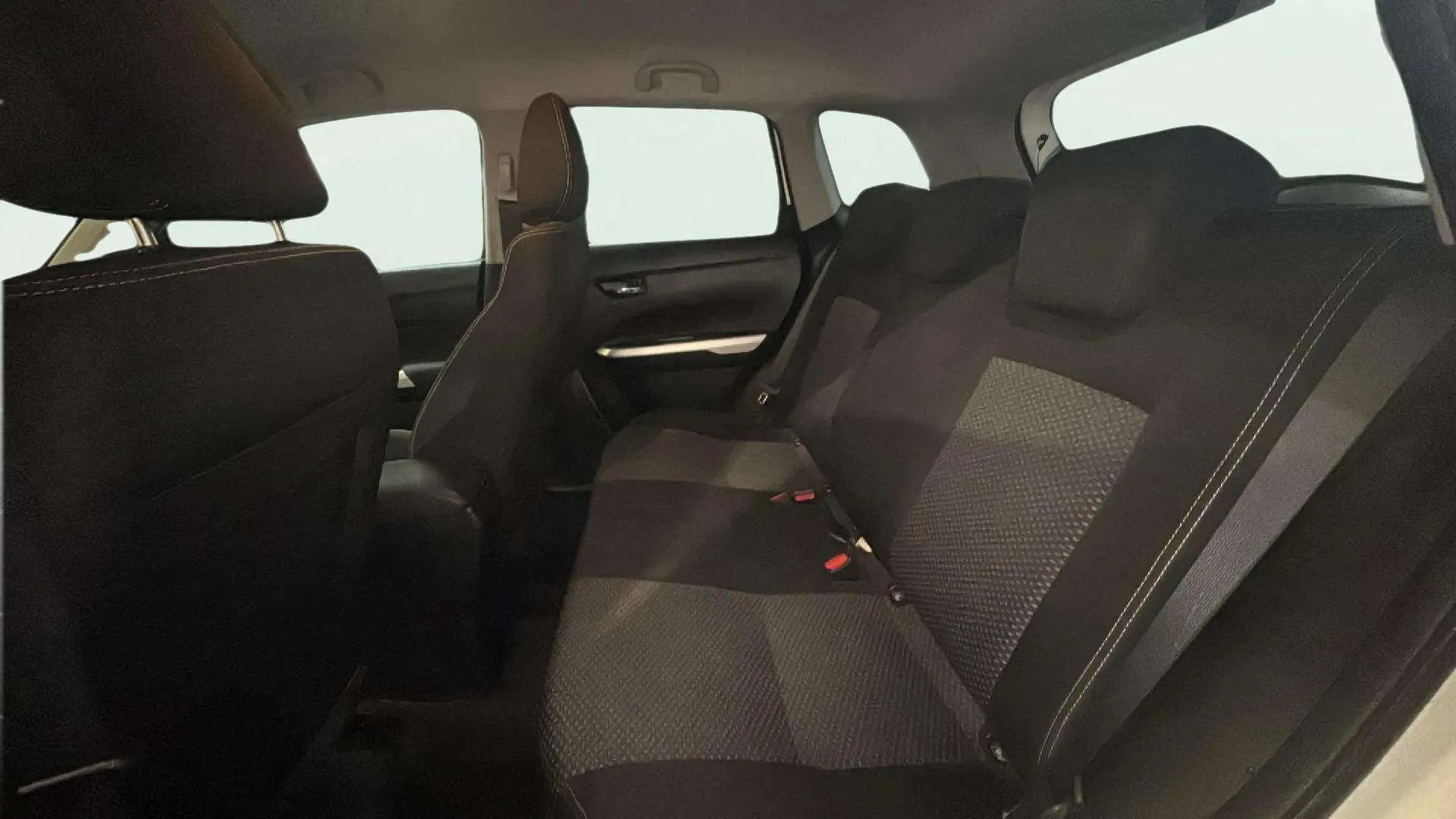 Suzuki Vitara 1.6 Ddis GL - foto 13