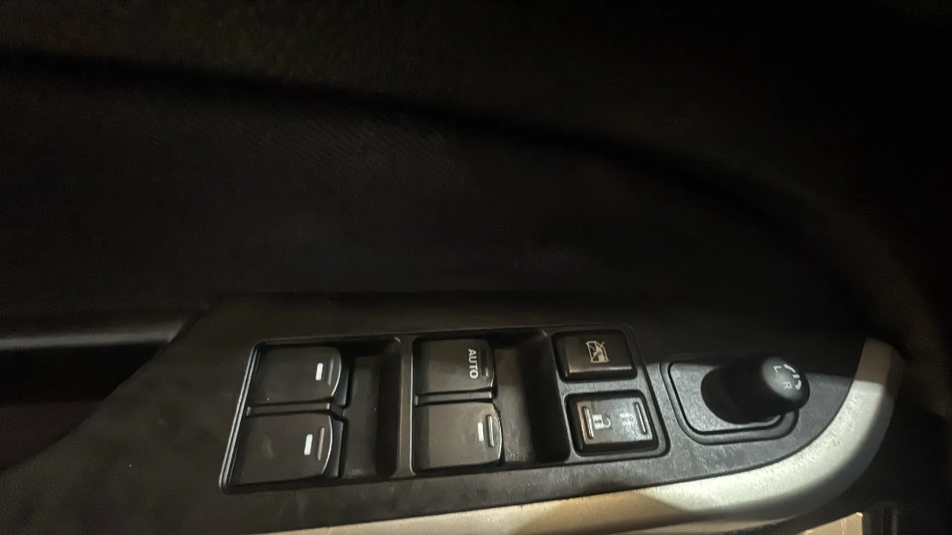 Suzuki Vitara 1.6 Ddis GL - foto 37