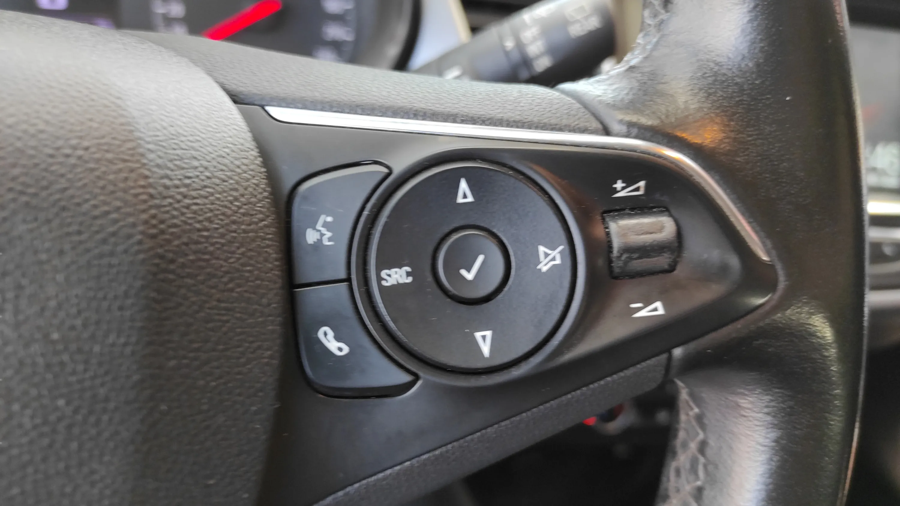 Opel Crossland 1.2 110 Design Line Start-Stop - foto 13