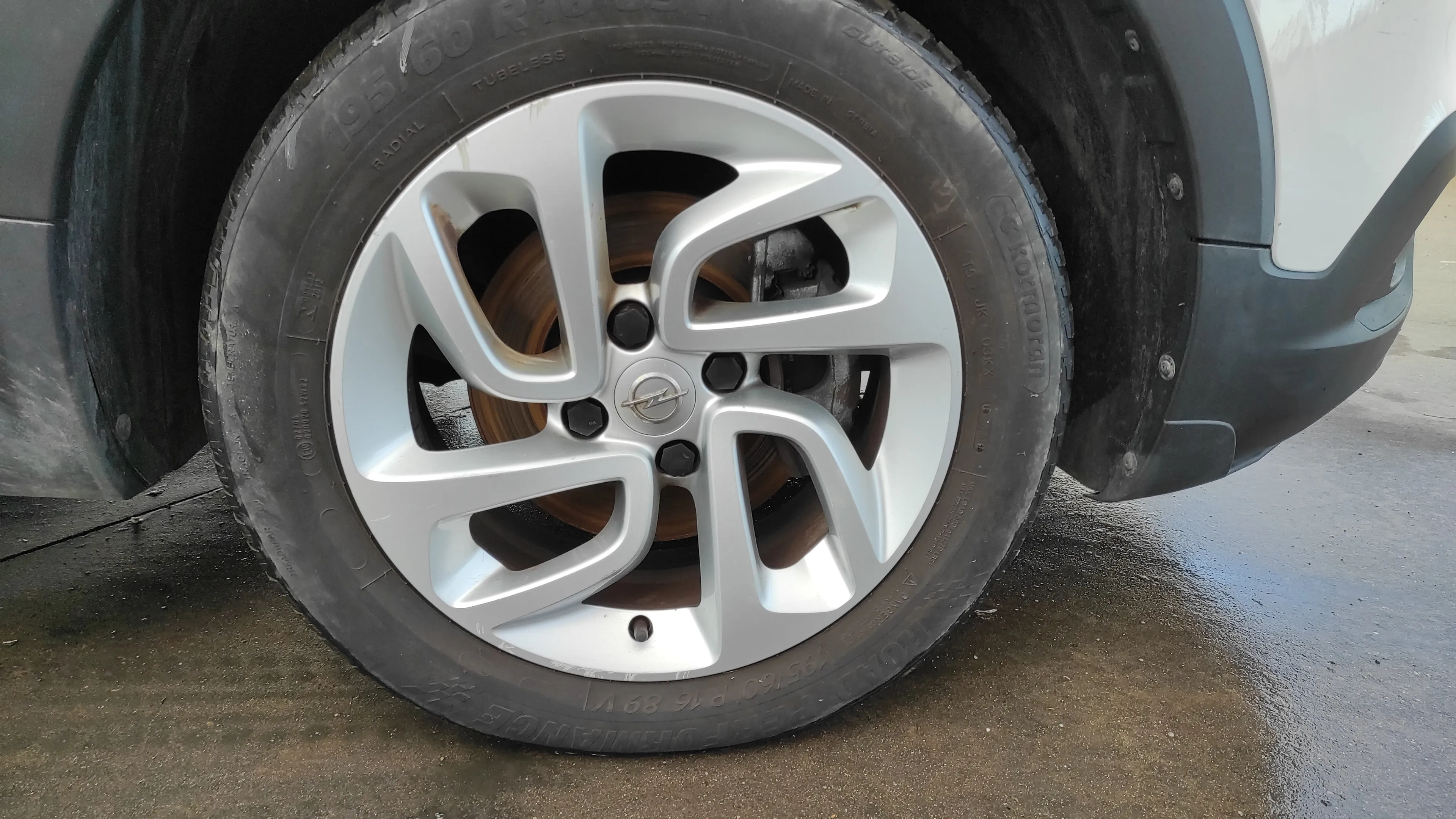 Opel Crossland 1.2 110 Design Line Start-Stop - foto 33