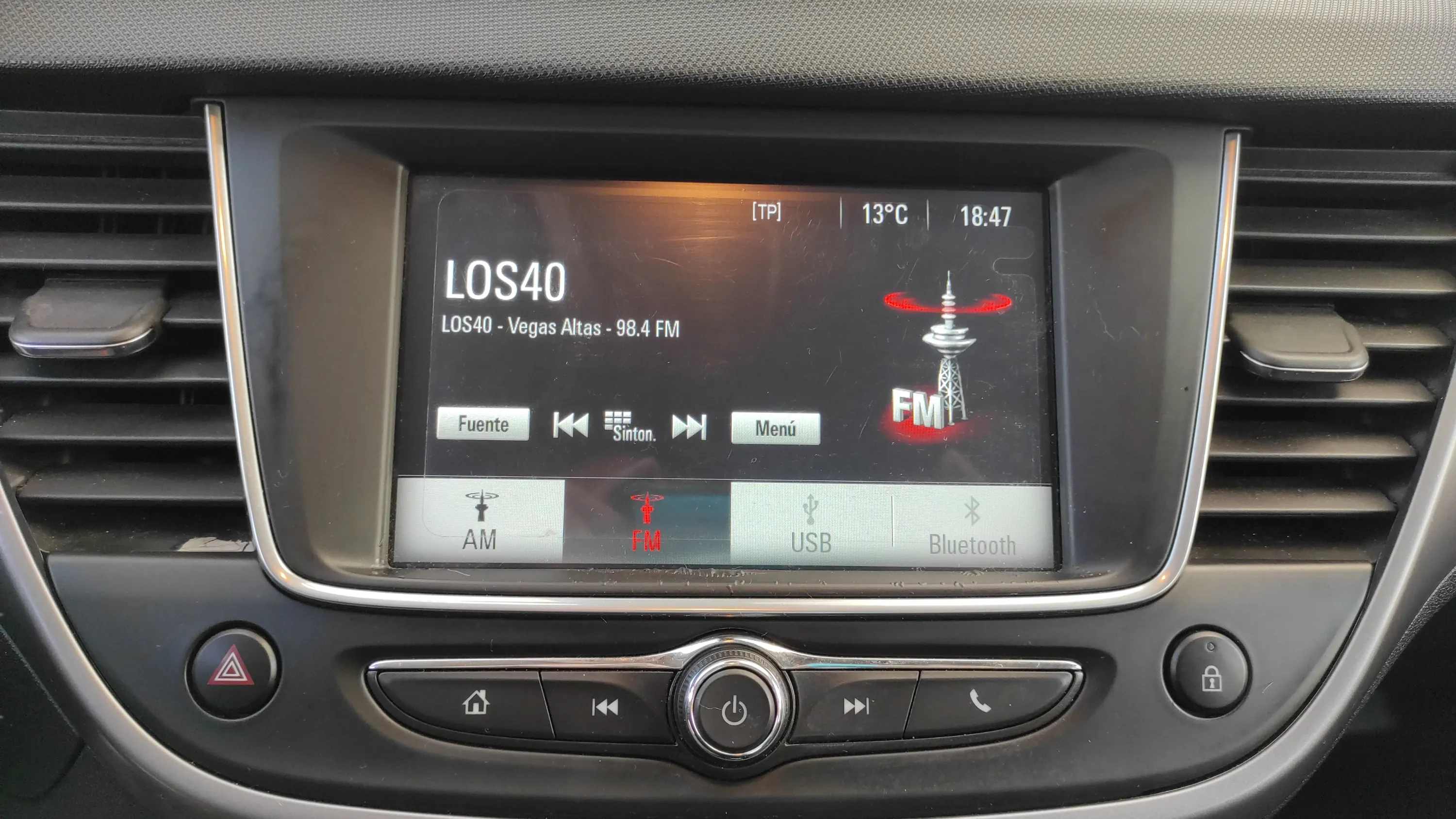 Opel Crossland 1.2 110 Design Line Start-Stop - foto 17
