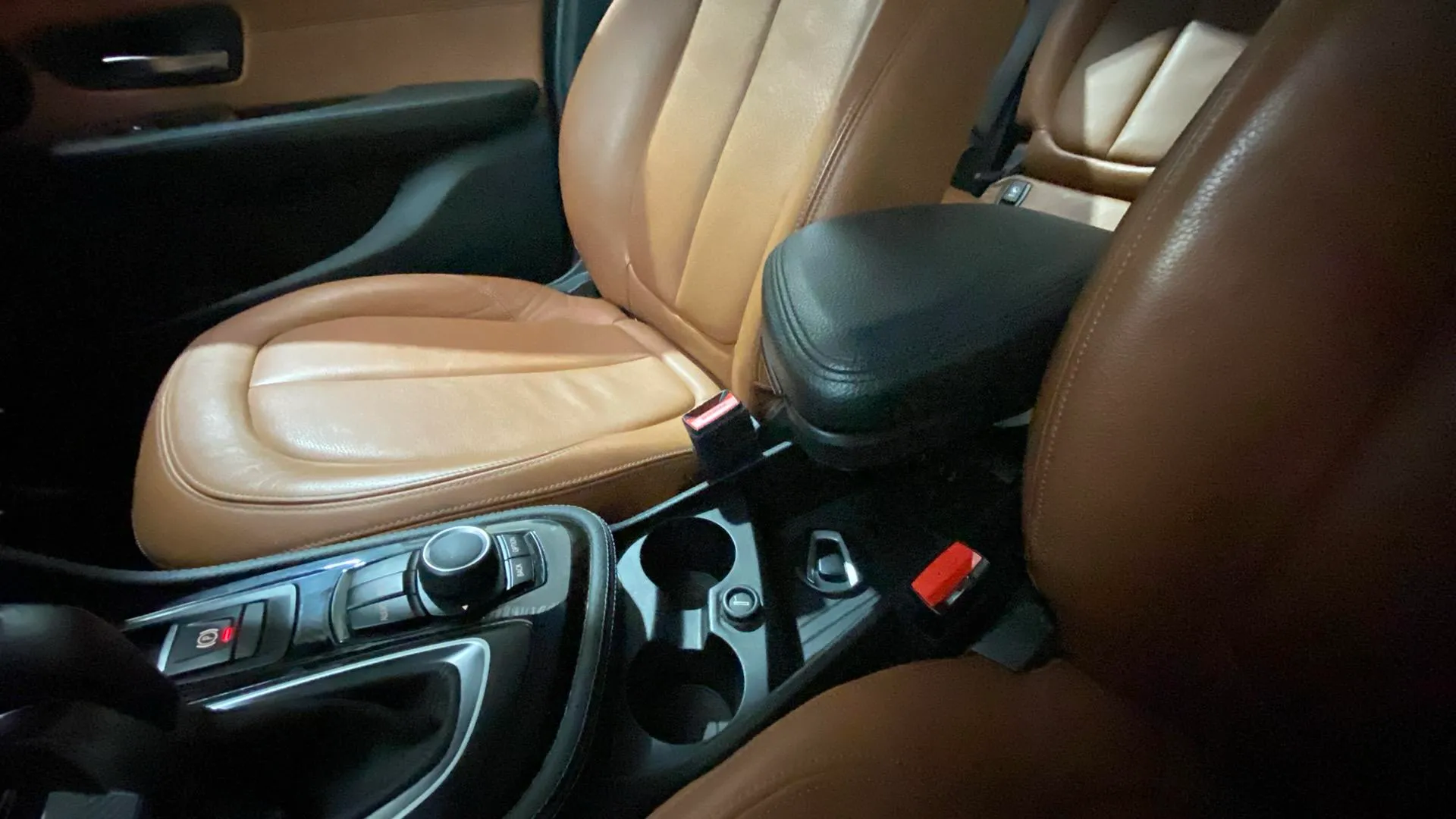 BMW Serie 2 Active Tourer 218d - foto 24