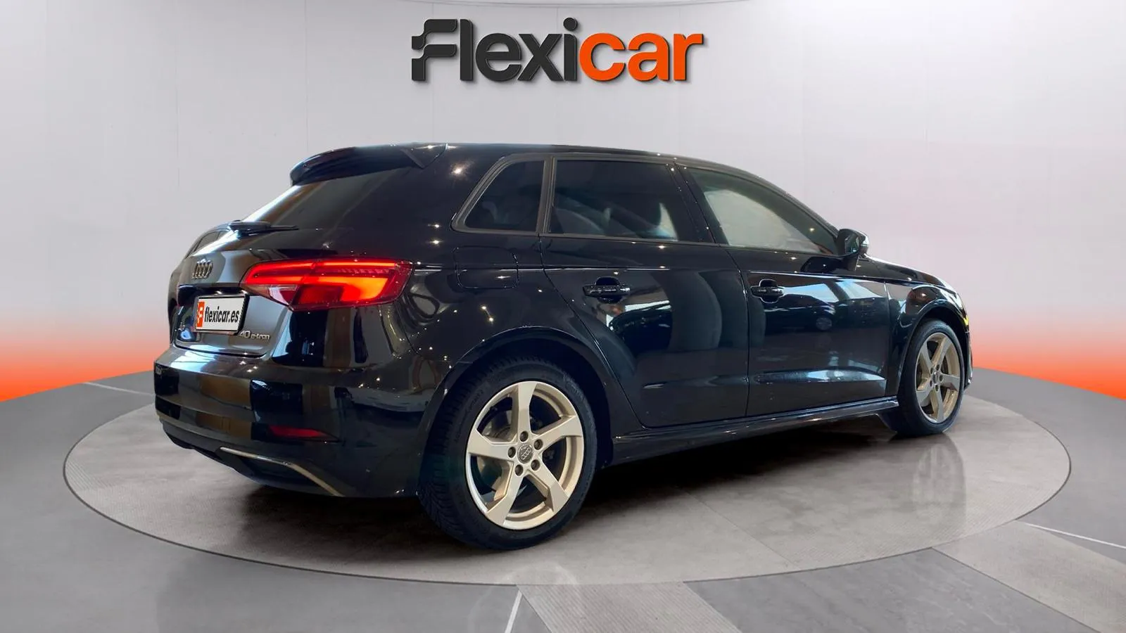 Audi A3 Sportback 40 e-tron S tronic - foto 4