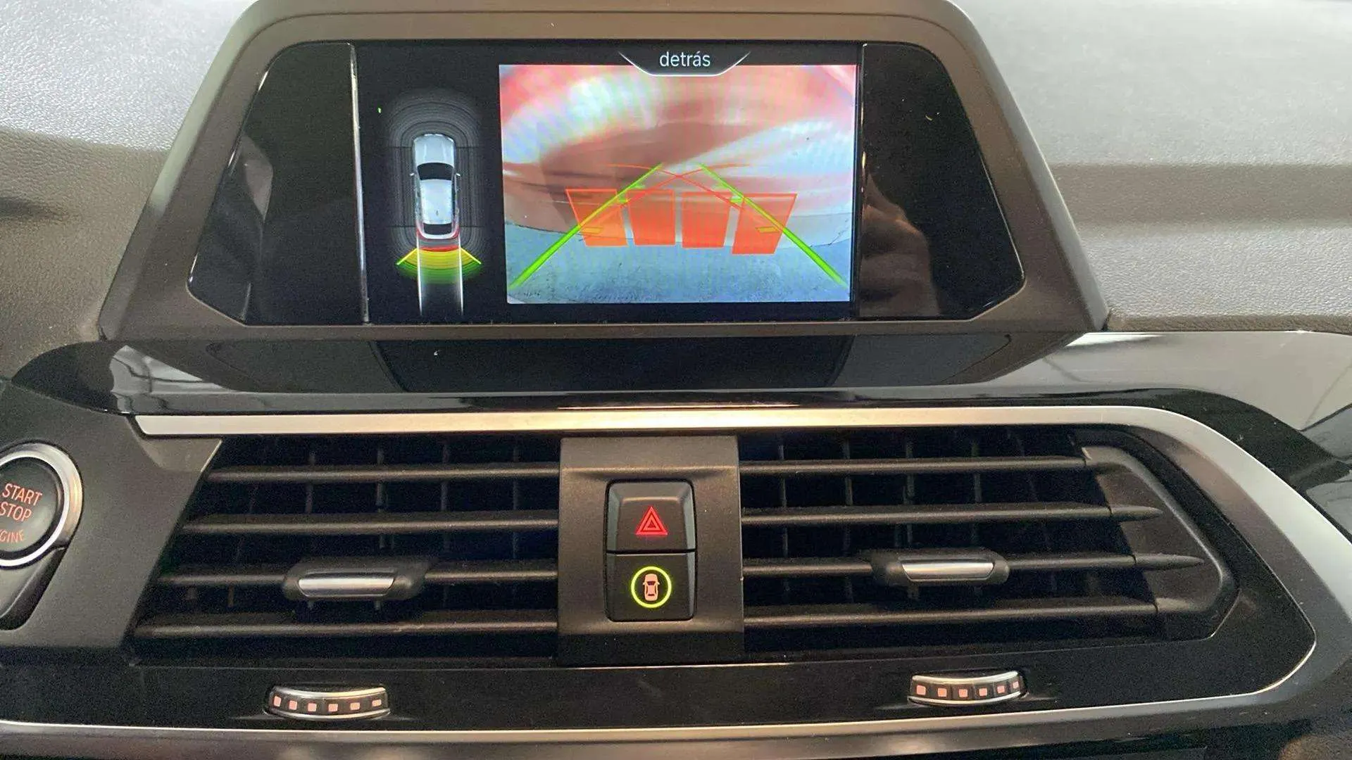 BMW X4 xDrive20d - foto 16
