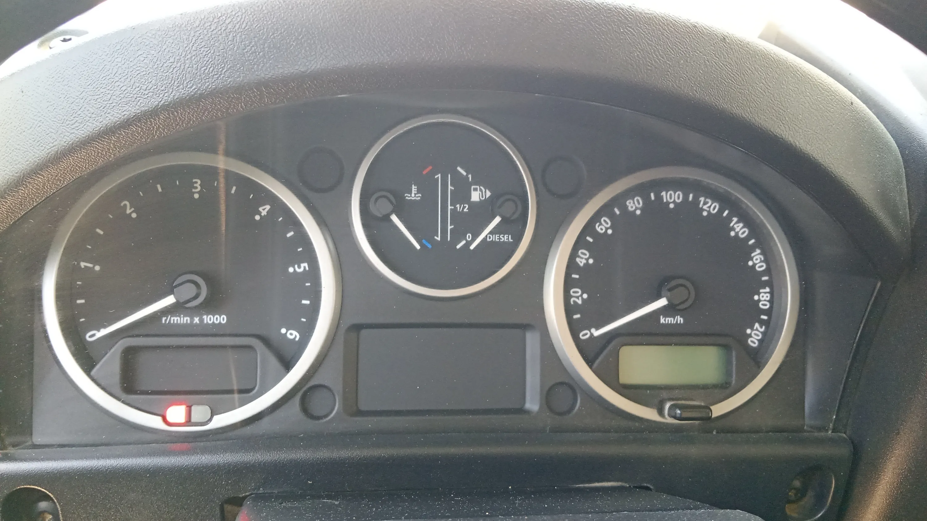 Land Rover Defender 110 SW E - foto 12