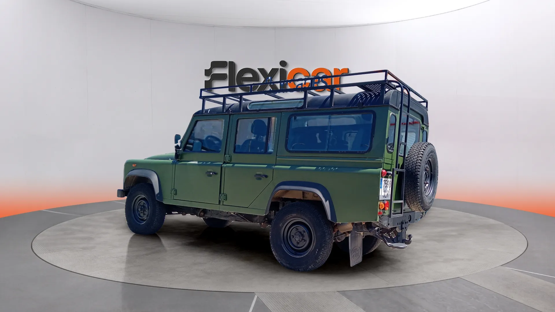 Land Rover Defender 110 SW E - foto 8