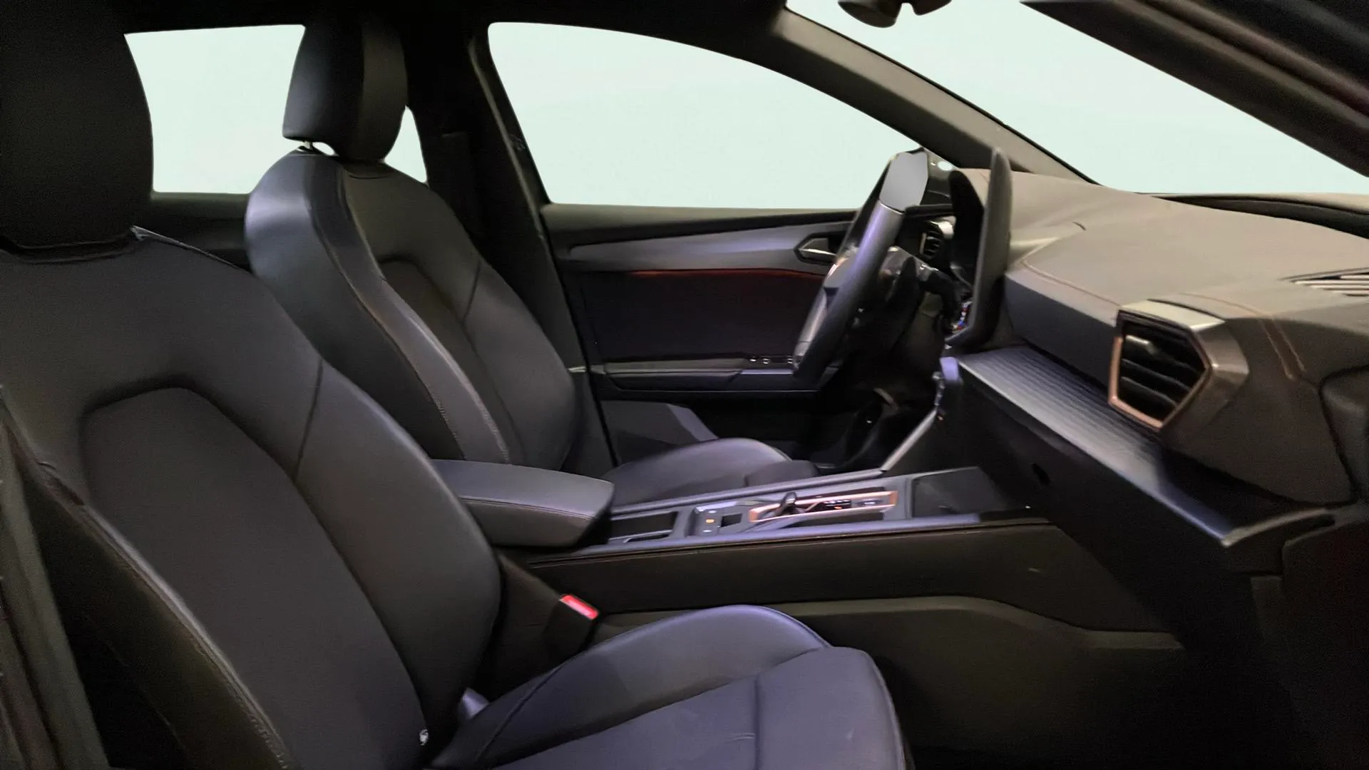 Cupra León SP 1.5 eTSI DSG - foto 15