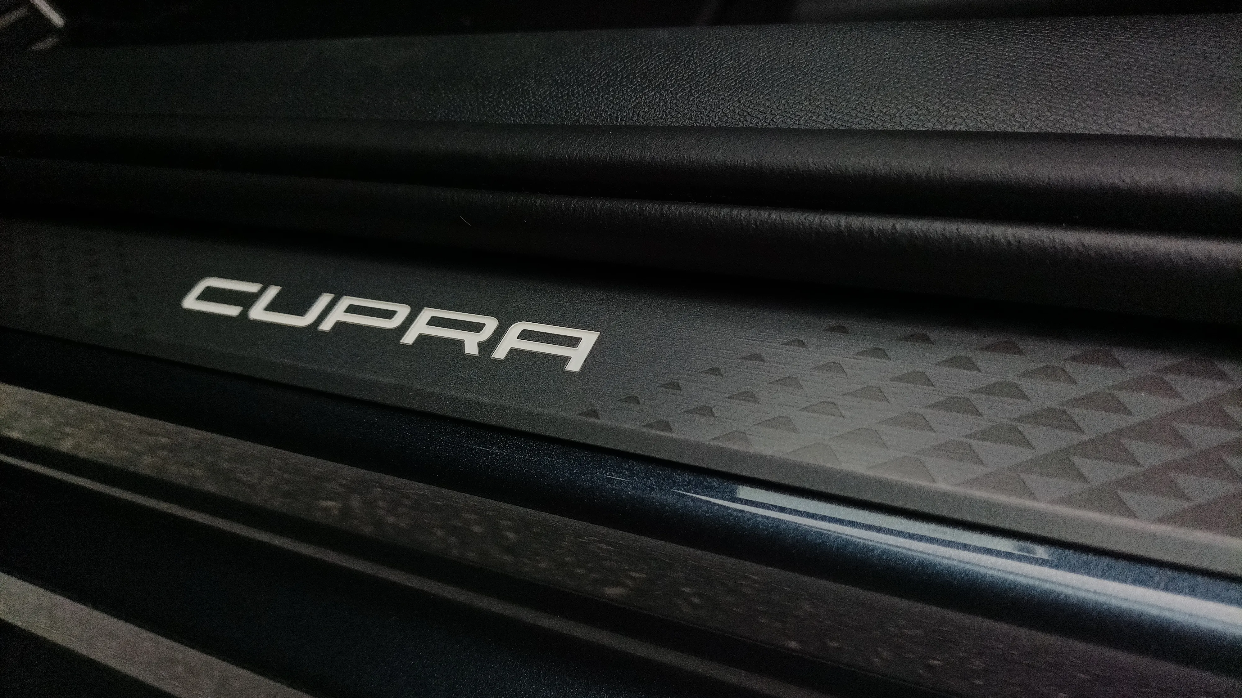 Cupra León SP 1.5 eTSI DSG - foto 22