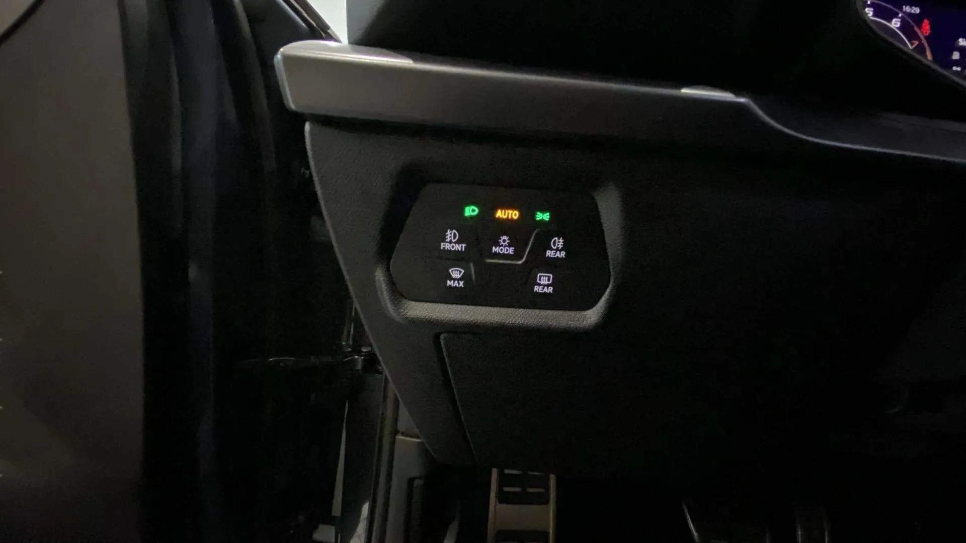 Cupra León SP 1.5 eTSI DSG - foto 20