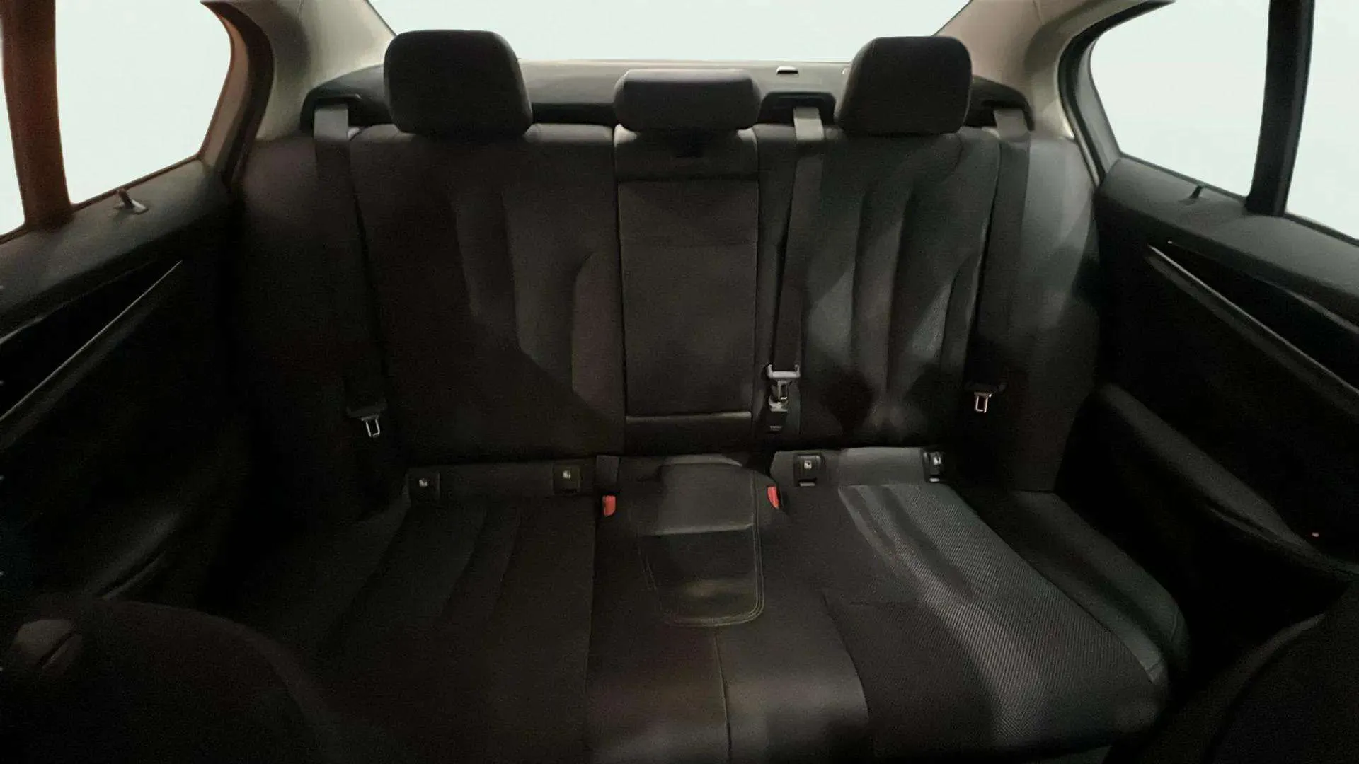 BMW Serie 5 520iA - foto 16