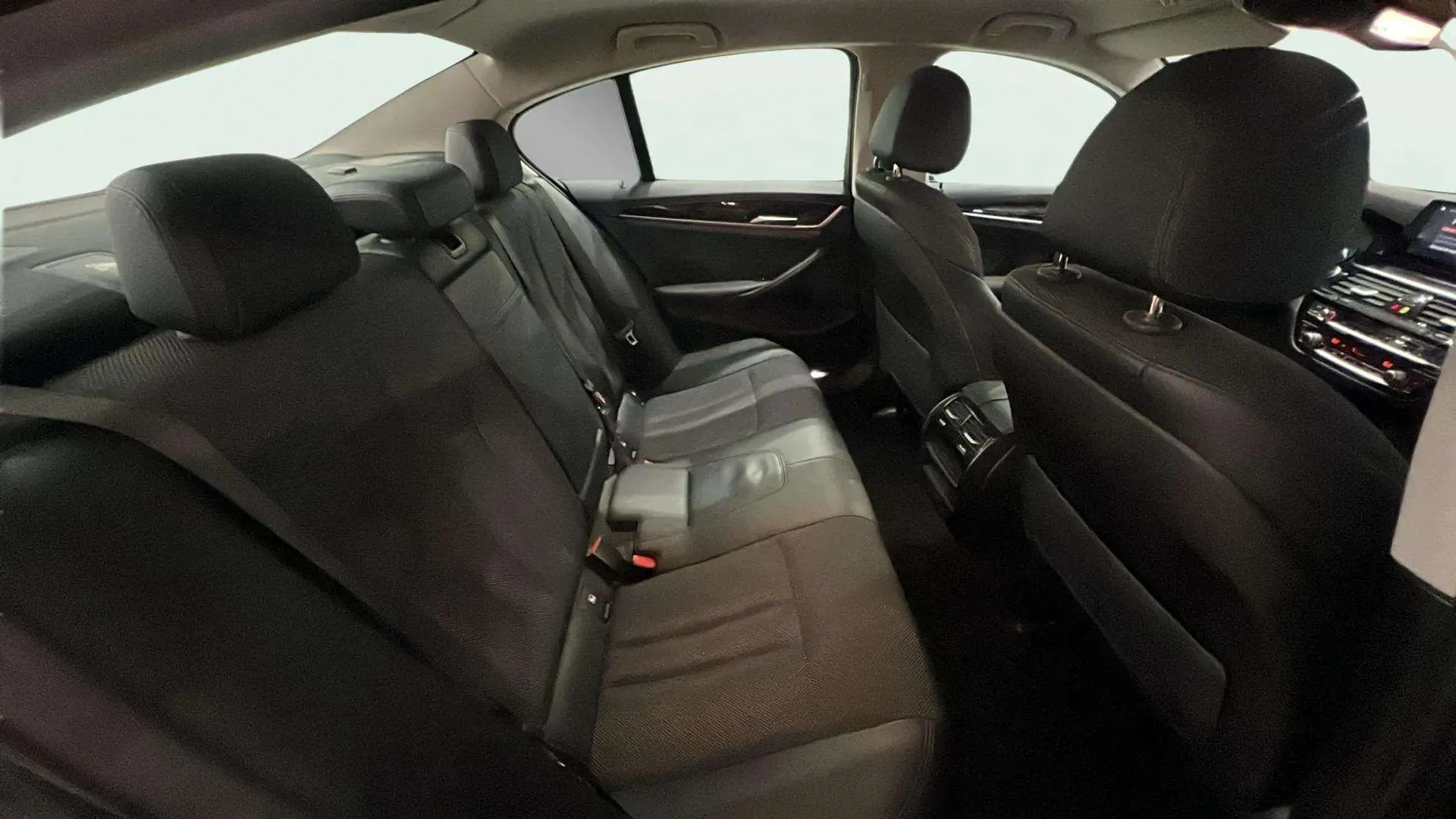 BMW Serie 5 520iA - foto 15