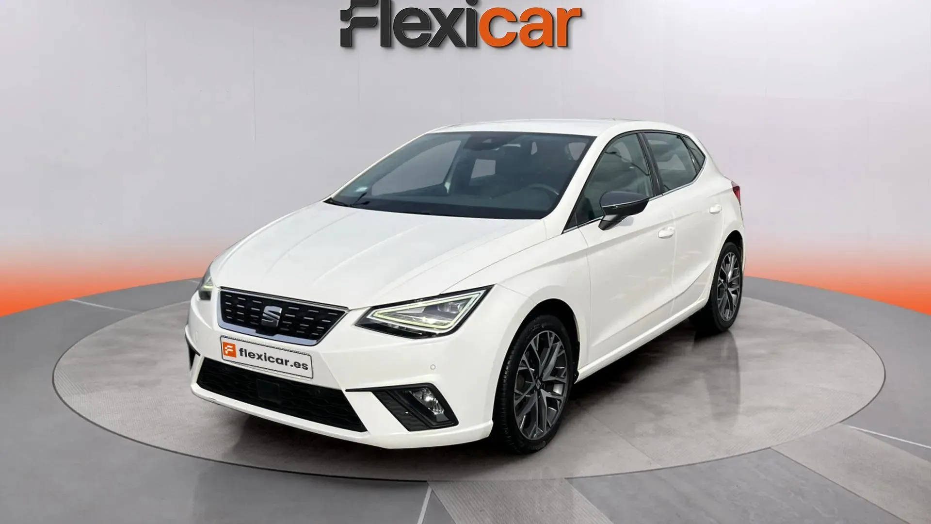 SEAT Ibiza 1.0 TSI DSG Xcellence - foto 3