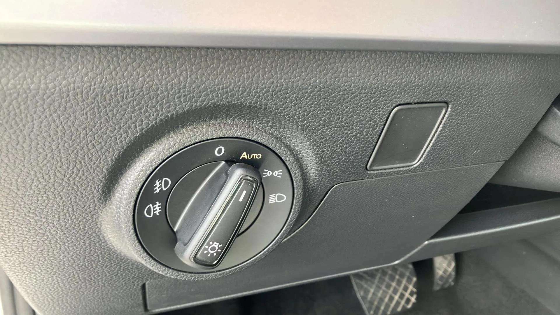 SEAT Ibiza 1.0 TSI DSG Xcellence - foto 21
