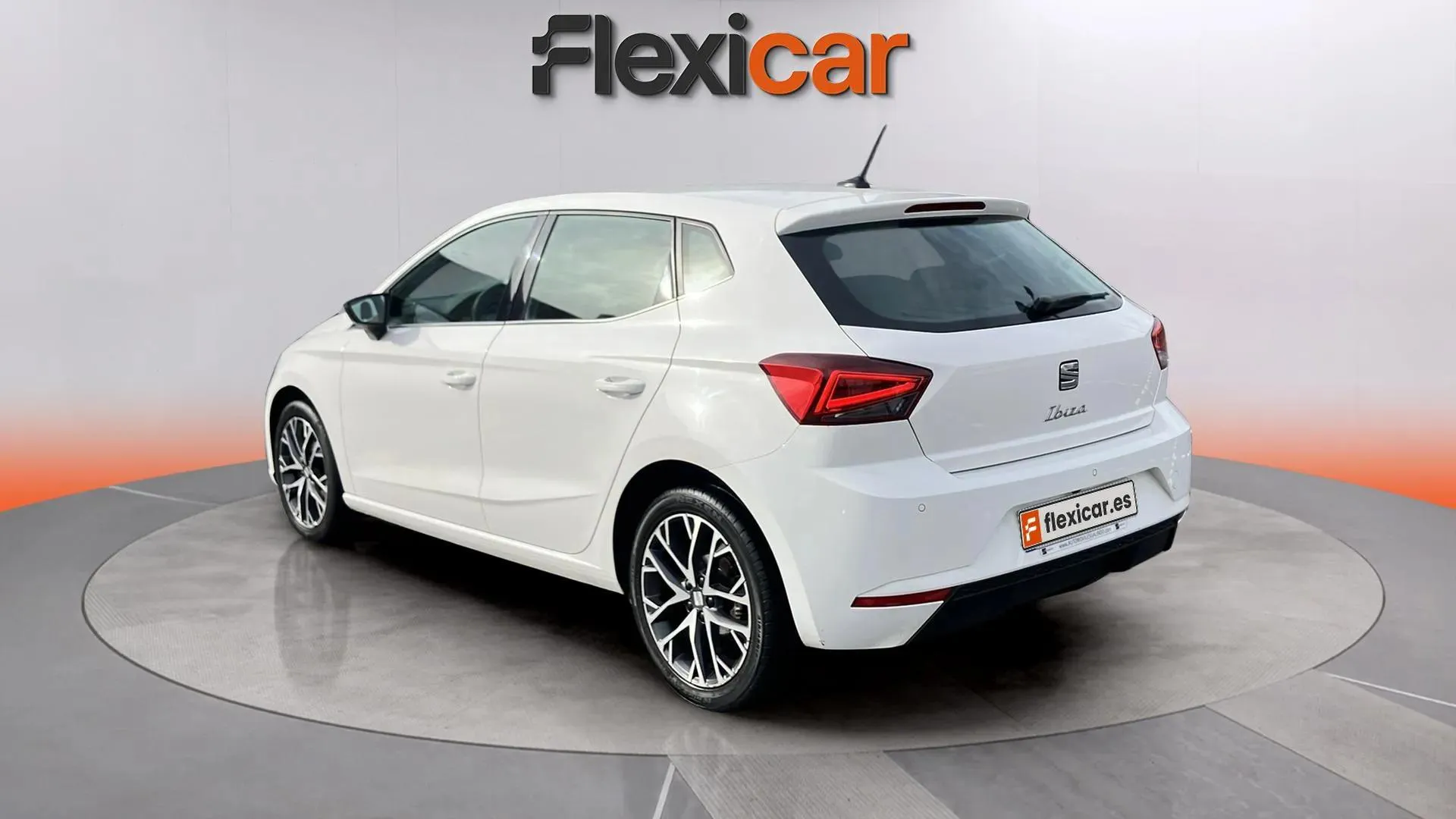SEAT Ibiza 1.0 TSI DSG Xcellence - foto 5