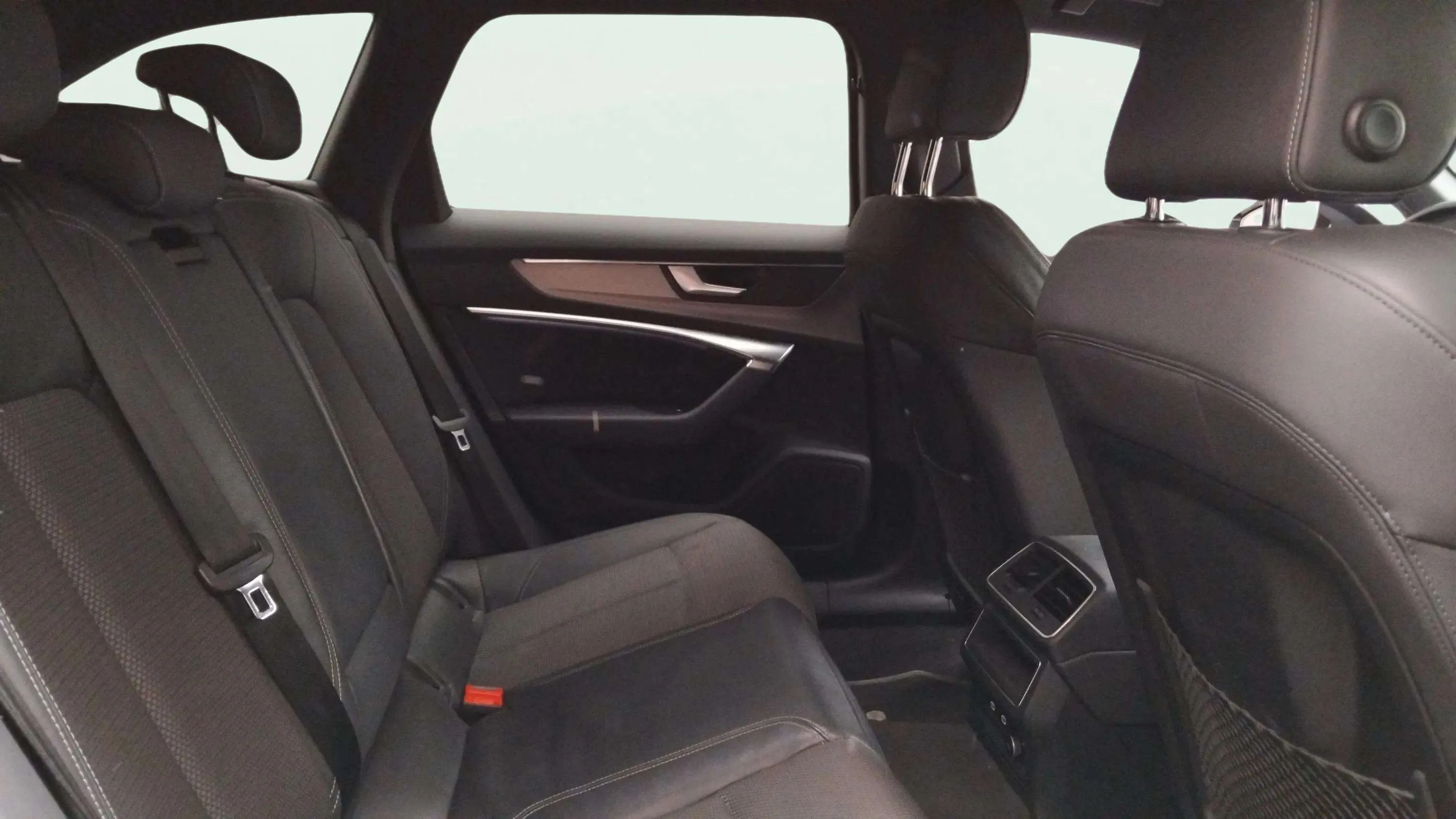 Audi A6 Avant 40 TDI S tronic - foto 10