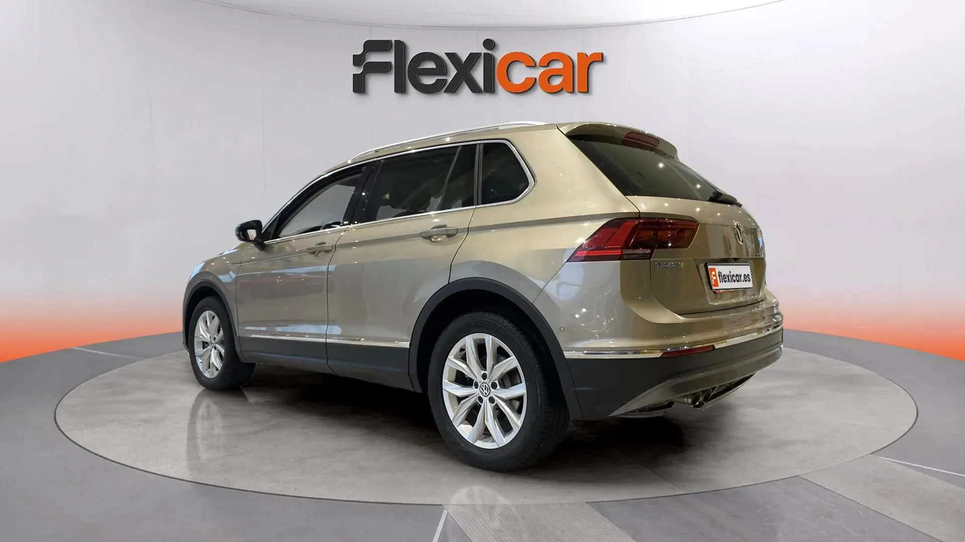Volkswagen Tiguan Advance 2.0 TDI BMT DSG 4M - foto 6