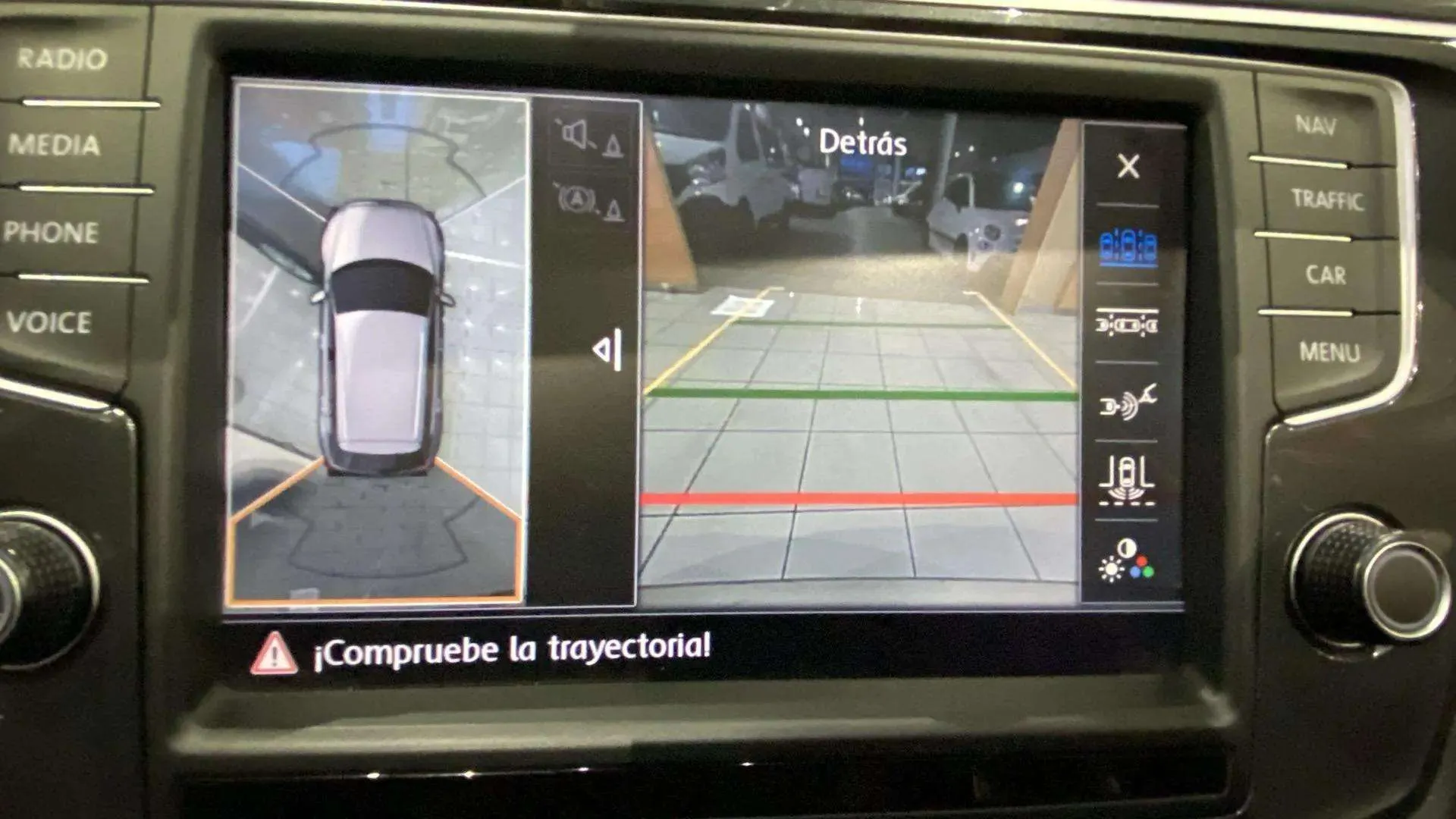 Volkswagen Tiguan Advance 2.0 TDI BMT DSG 4M - foto 23