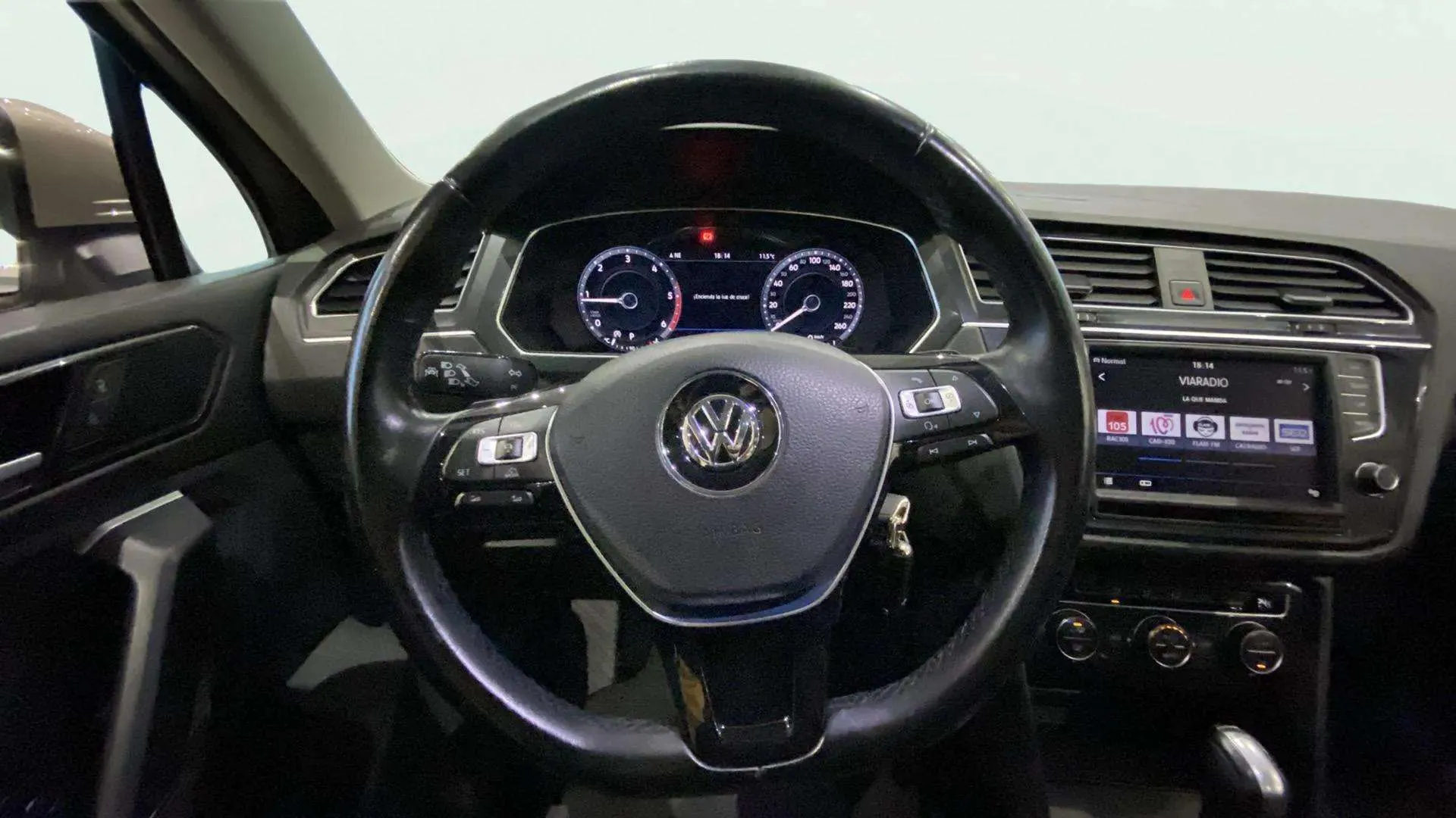 Volkswagen Tiguan Advance 2.0 TDI BMT DSG 4M - foto 11