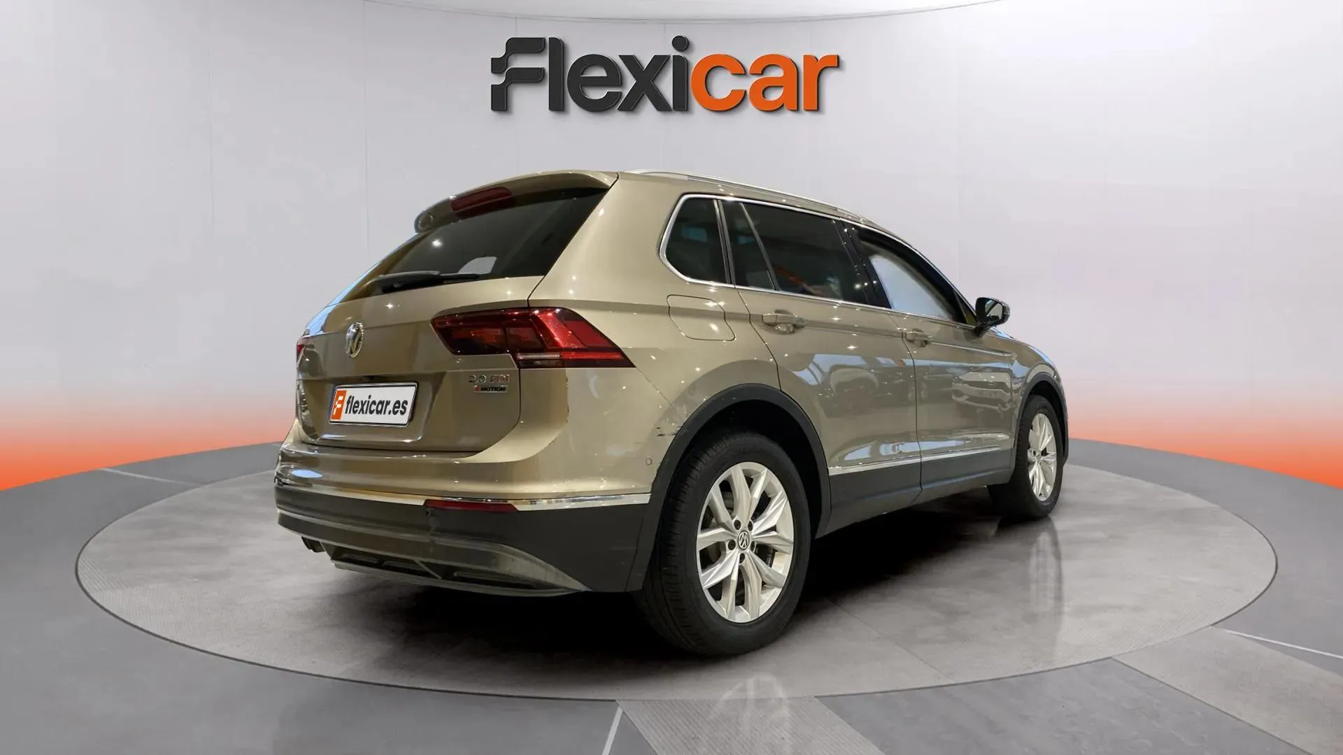 Volkswagen Tiguan Advance 2.0 TDI BMT DSG 4M - foto 4