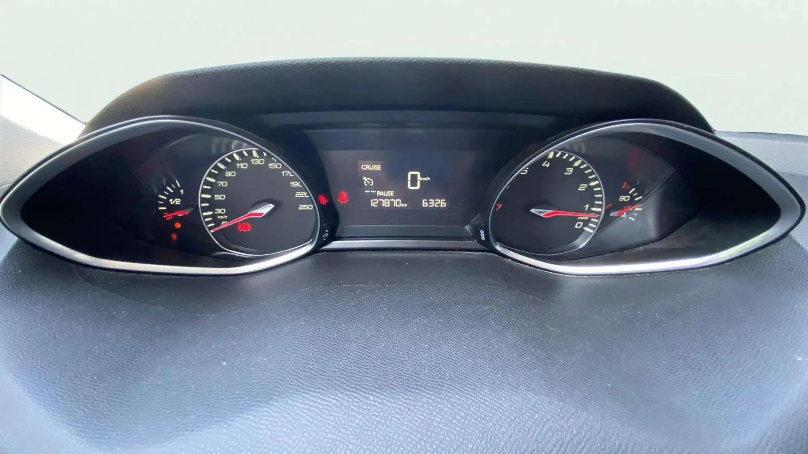 Peugeot 308 GT Line 1.2 PureTech 130 - foto 9