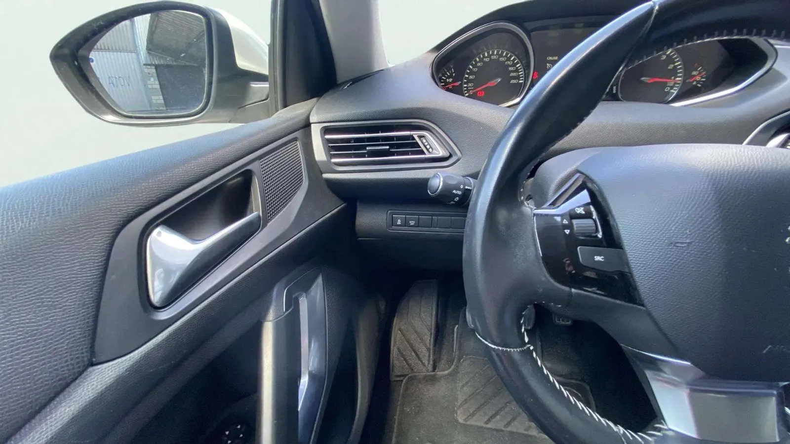Peugeot 308 GT Line 1.2 PureTech 130 - foto 13