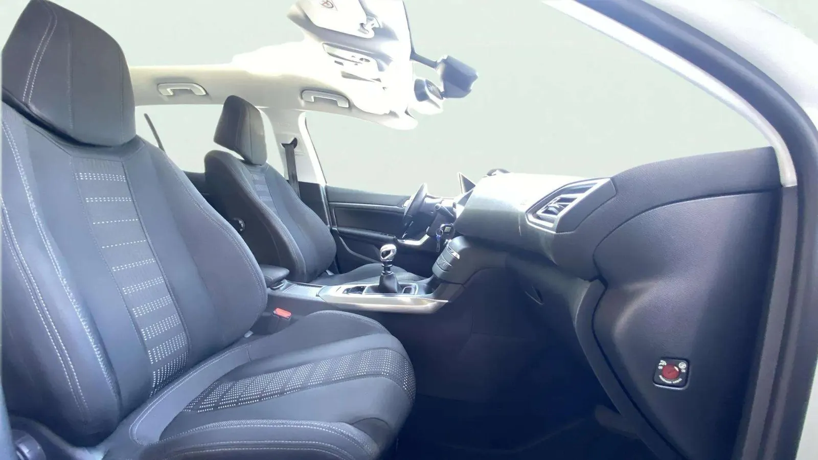 Peugeot 308 GT Line 1.2 PureTech 130 - foto 23