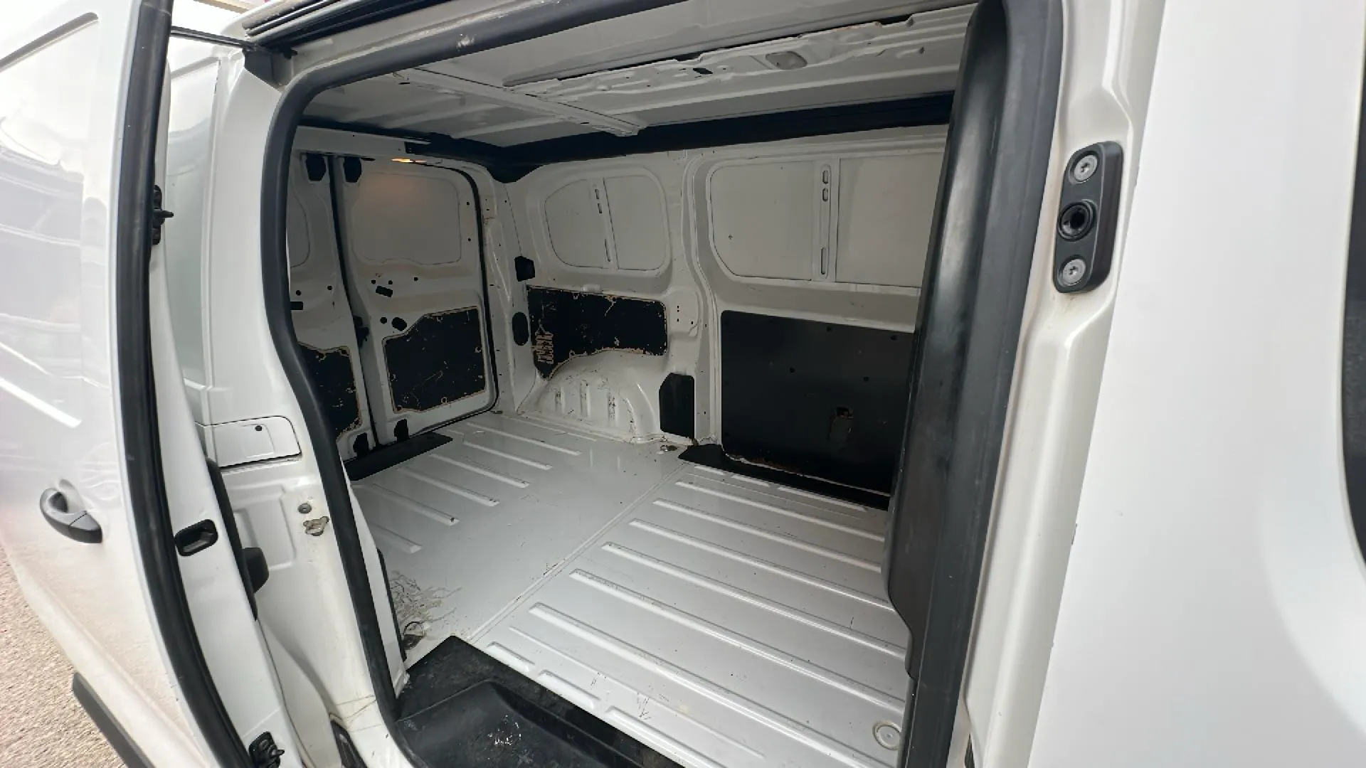 Peugeot Expert Furgón Premium 2.0 BlueHDi 120 Compact - foto 9