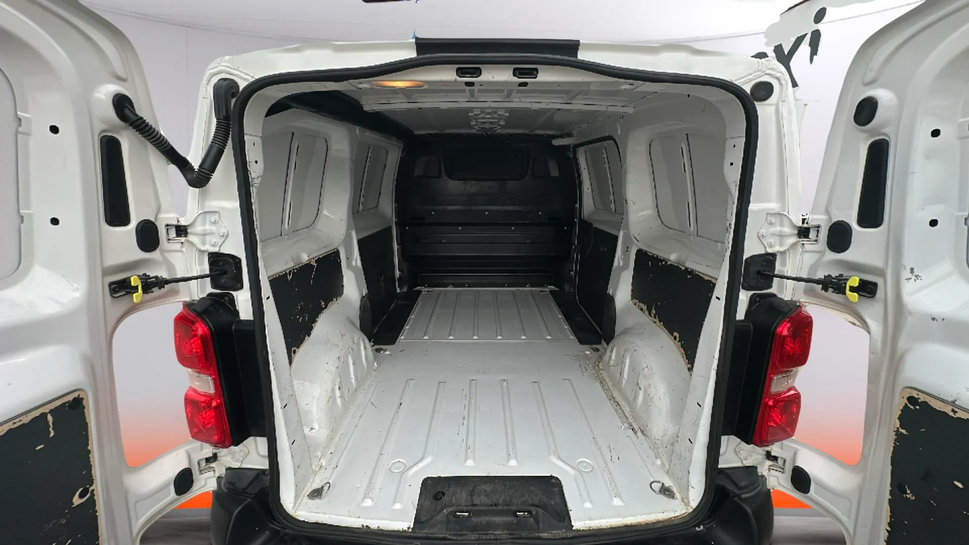 Peugeot Expert Furgón Premium 2.0 BlueHDi 120 Compact - foto 10