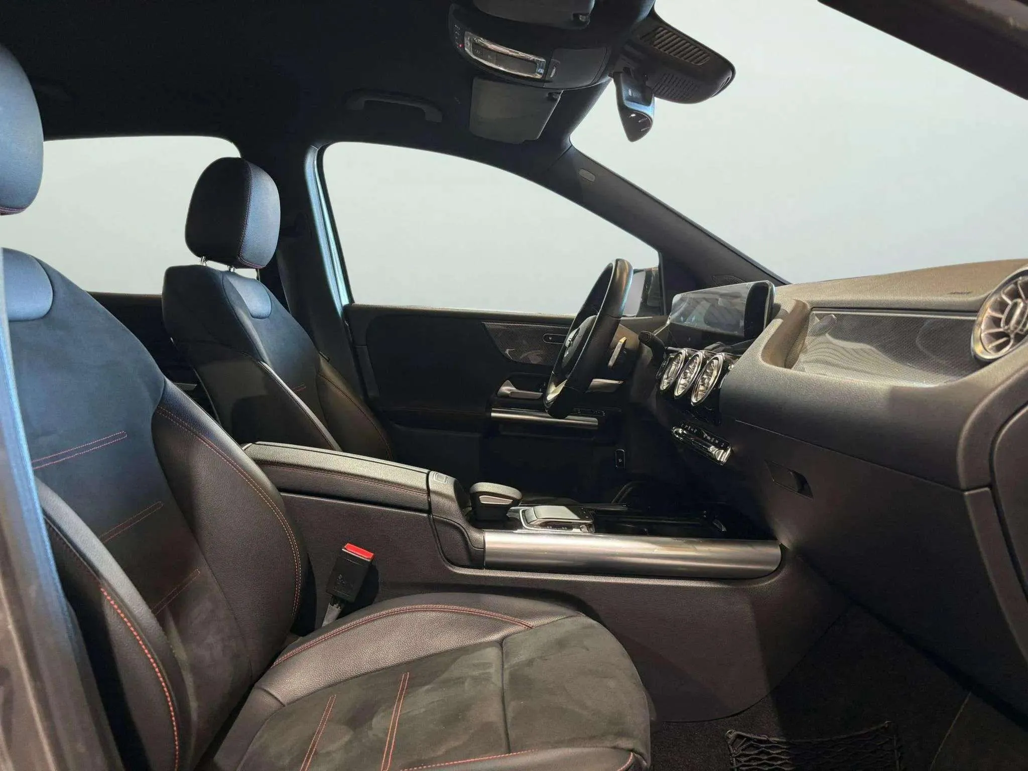 Mercedes-Benz Clase B B 200 d - foto 12