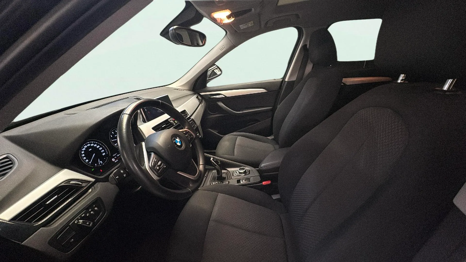 BMW X1 sDrive18i - foto 8