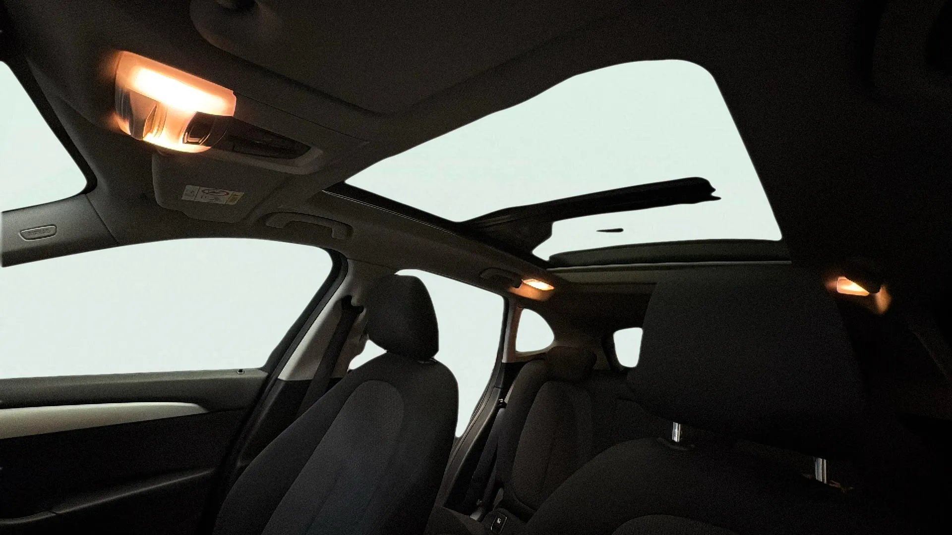BMW X1 sDrive18i - foto 21