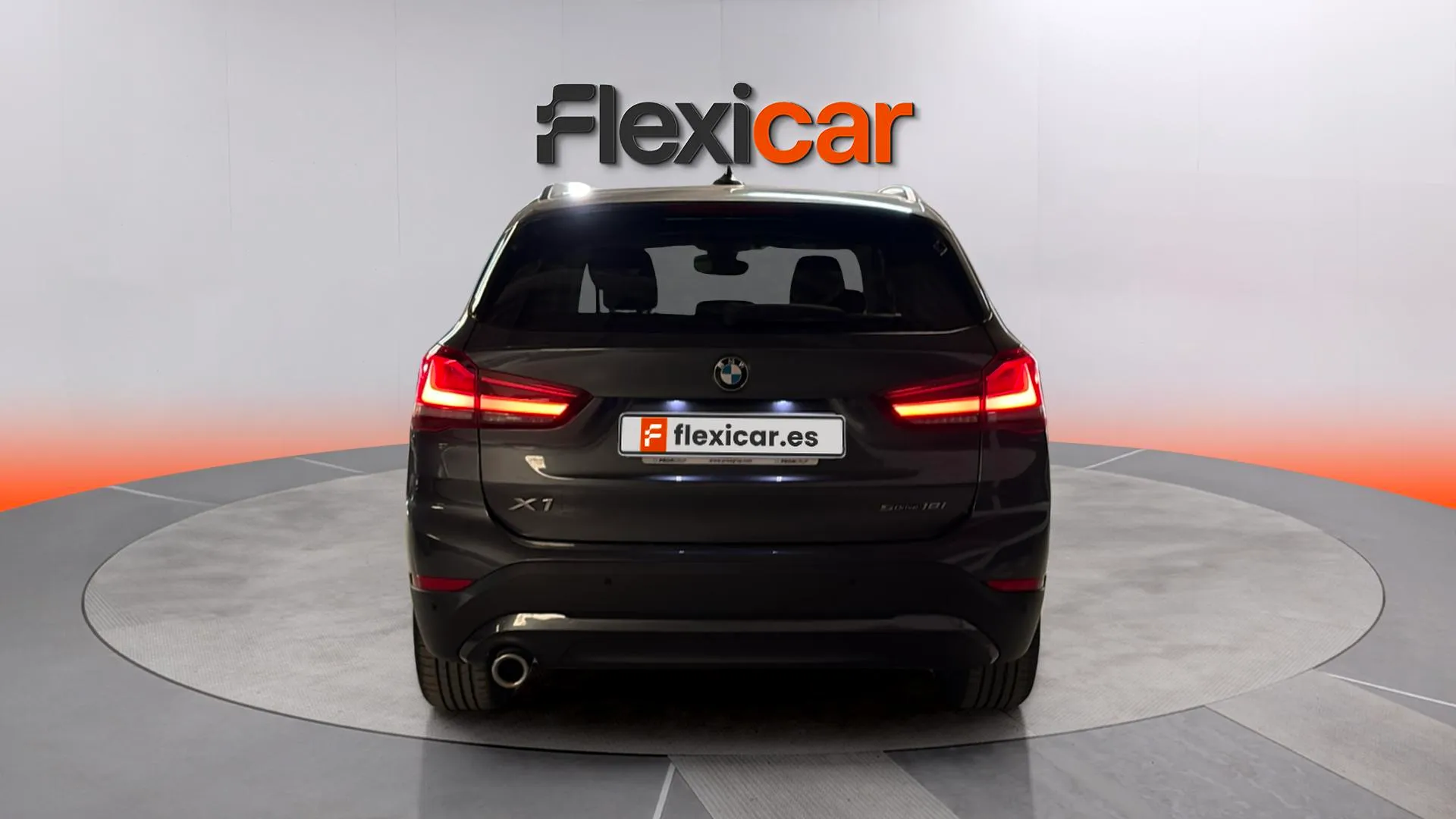 BMW X1 sDrive18i - foto 4