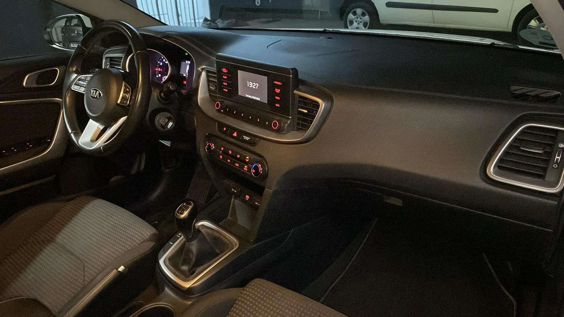 Kia Ceed Tourer 1.0 T-GDi Concept - foto 15