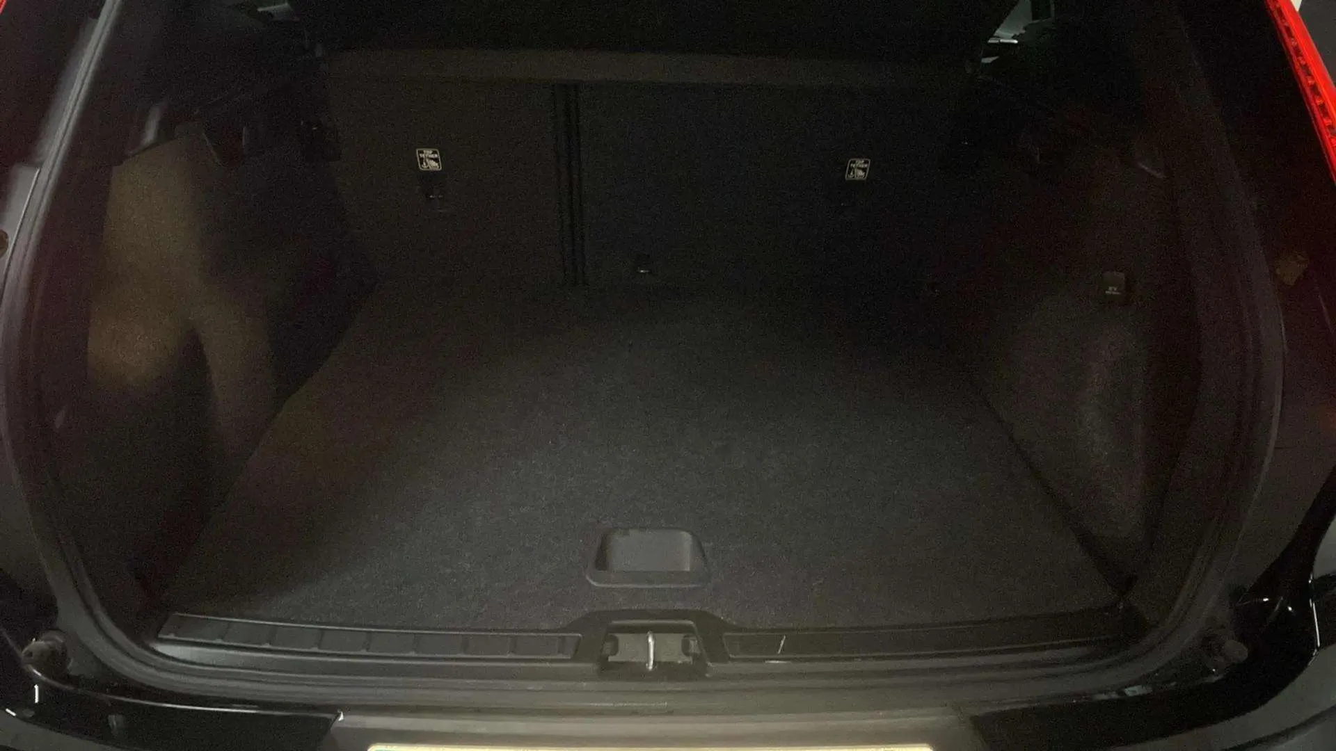 Volvo XC40 1.5 T2 Momentum - foto 17