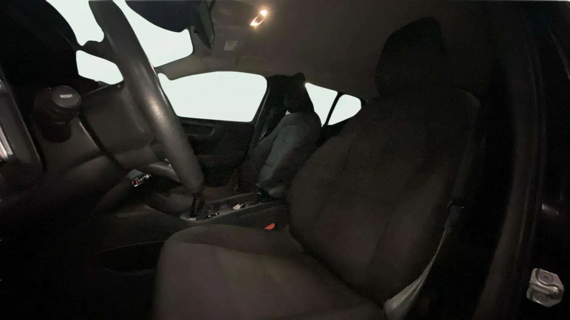 Volvo XC40 1.5 T2 Momentum - foto 12
